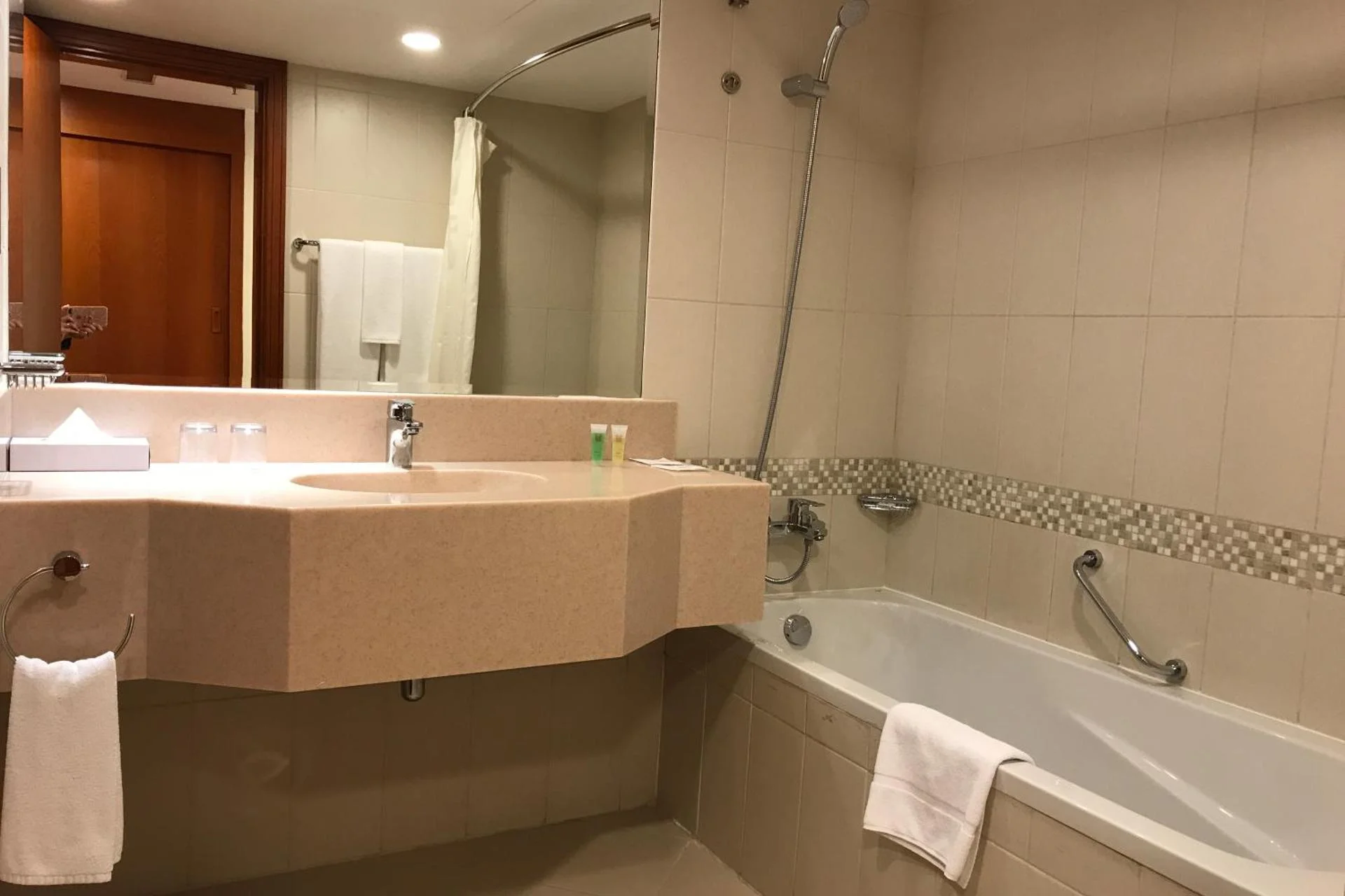 Copthorne Hotel Dubai