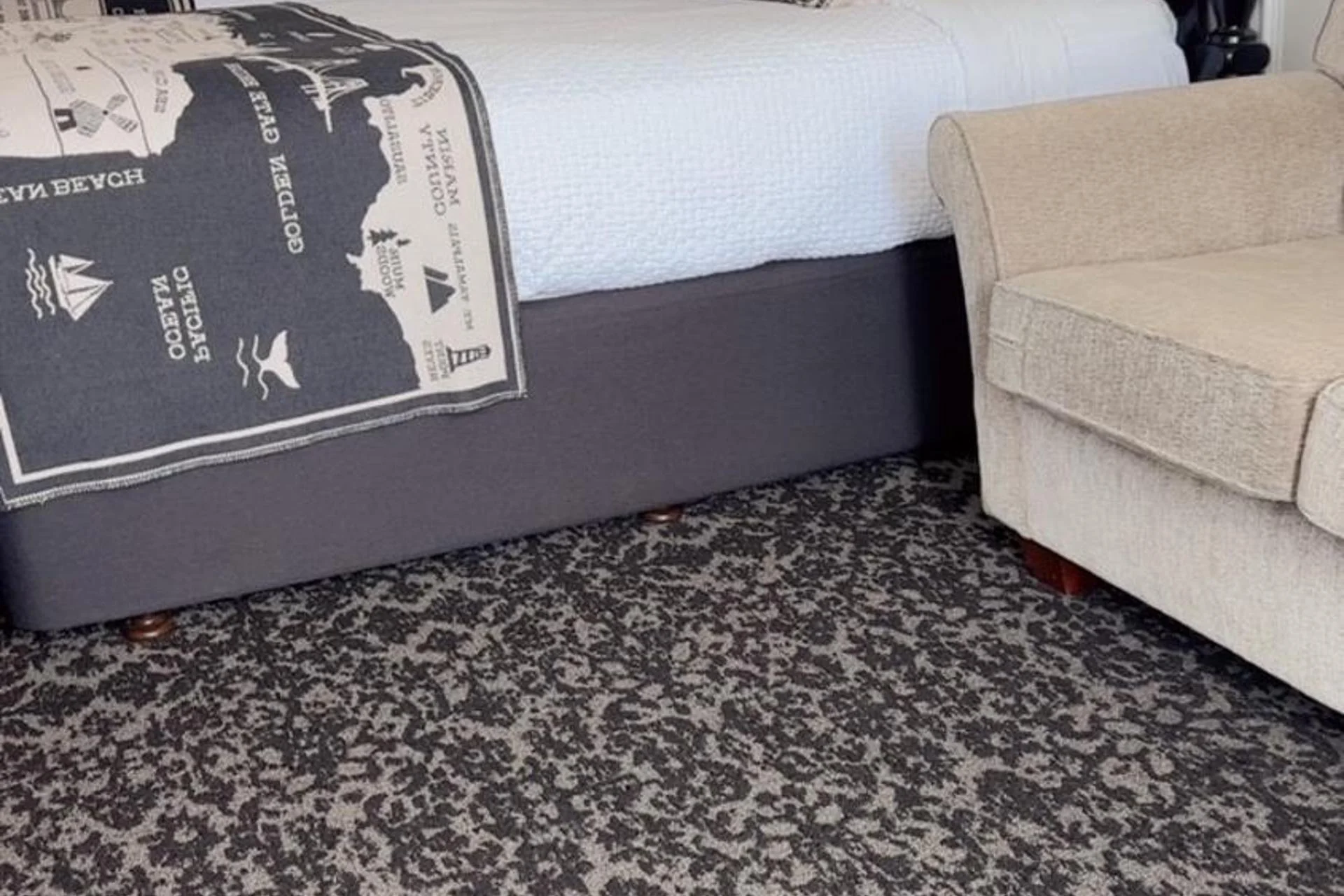 Cow Hollow Motor Inn - Image 10