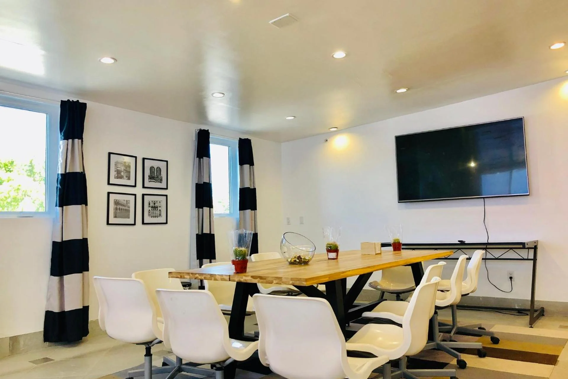 Culver City Hostel - Image 9