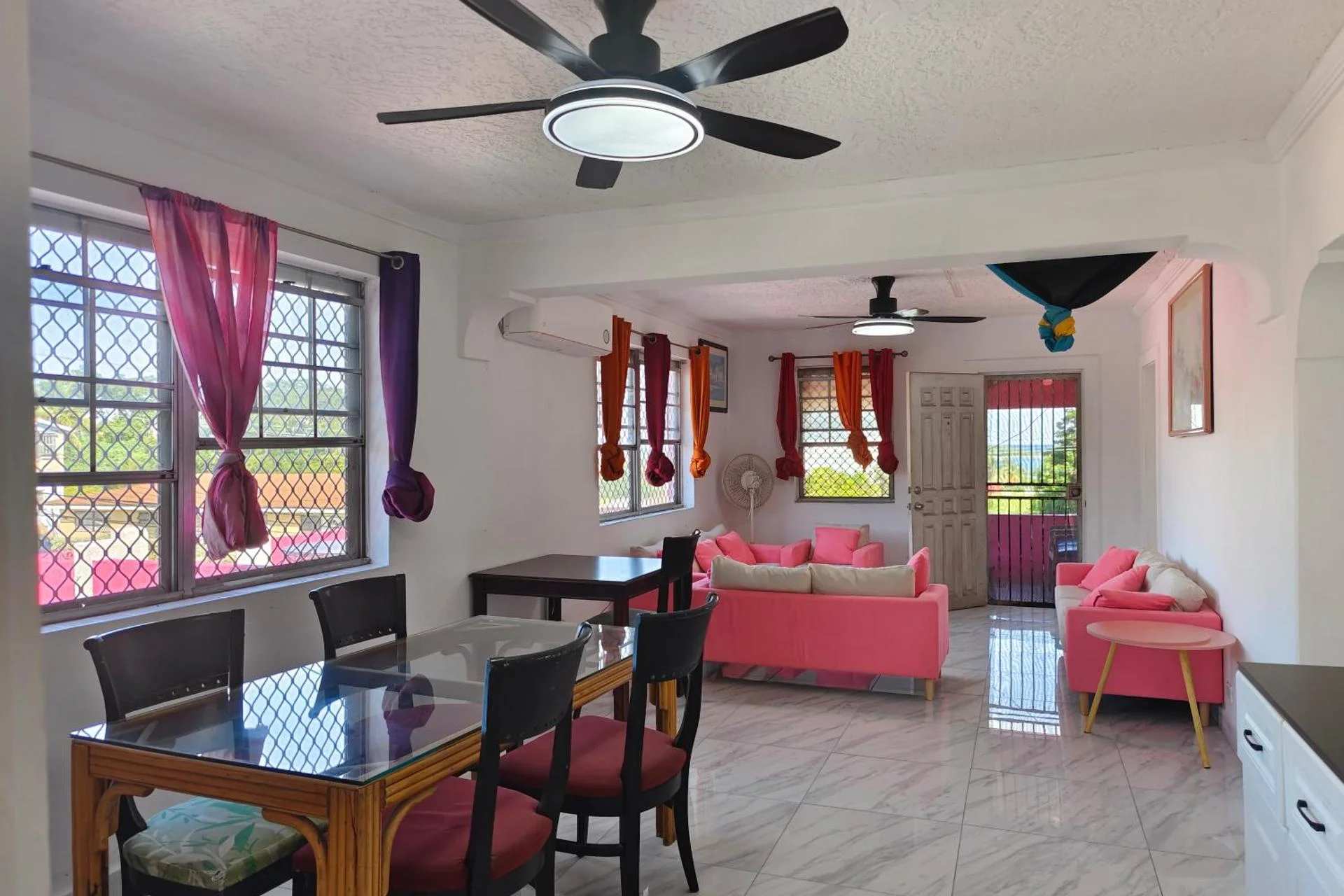 Da Pink And White Palace - Image 12