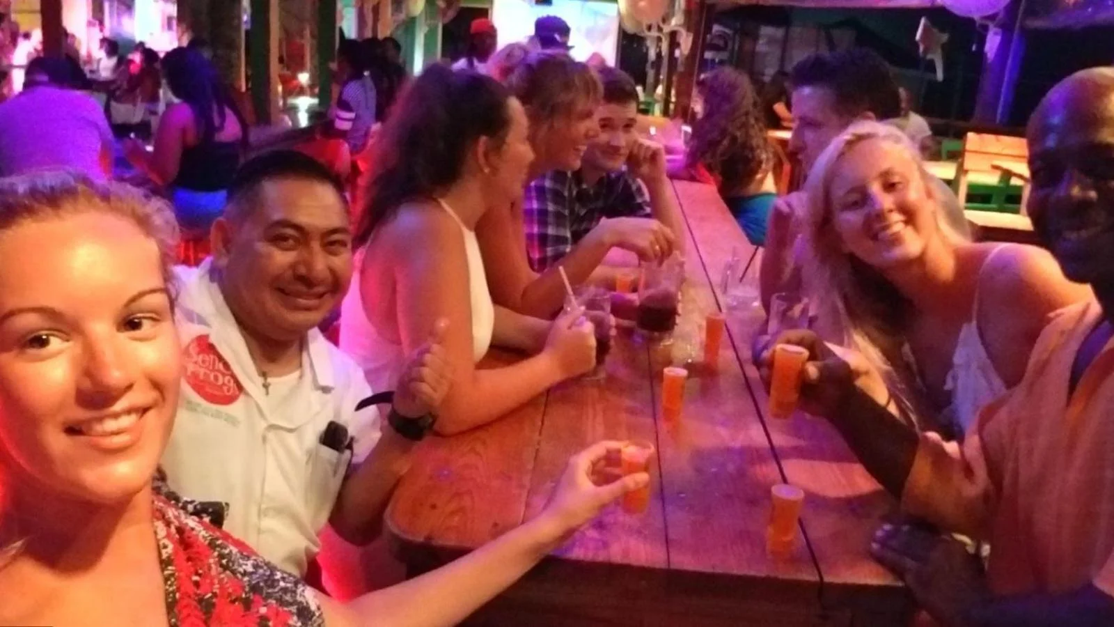 Da Pink And White Palace - Image 7