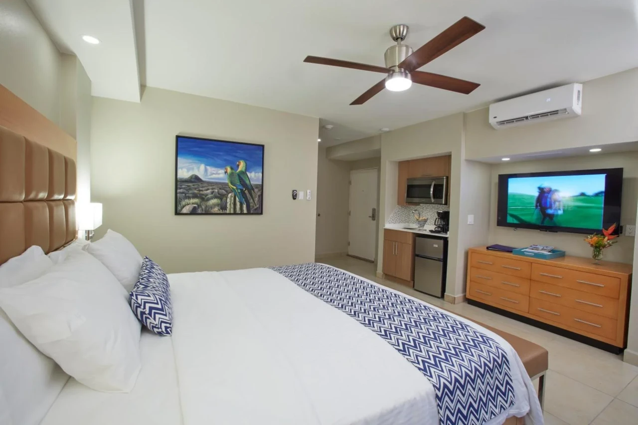 Divi Dutch Village Beach Resort - Image 12