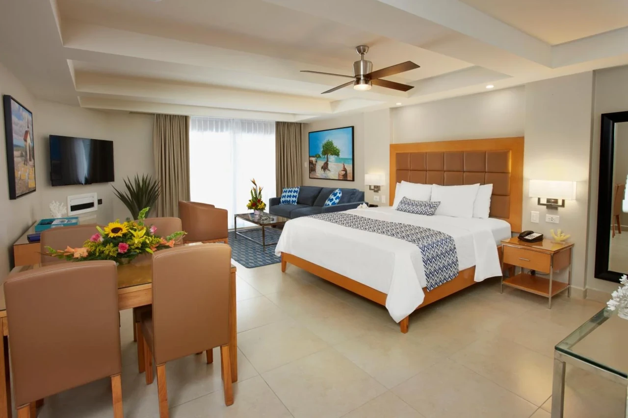 Divi Dutch Village Beach Resort - Image 18