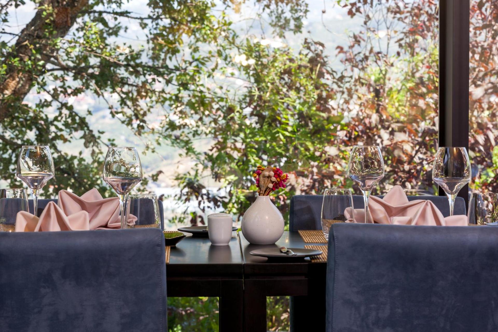 Descubra o Douro Palace Hotel Resort & SPA: Uma Experiência Inesquecível - Imagem 49