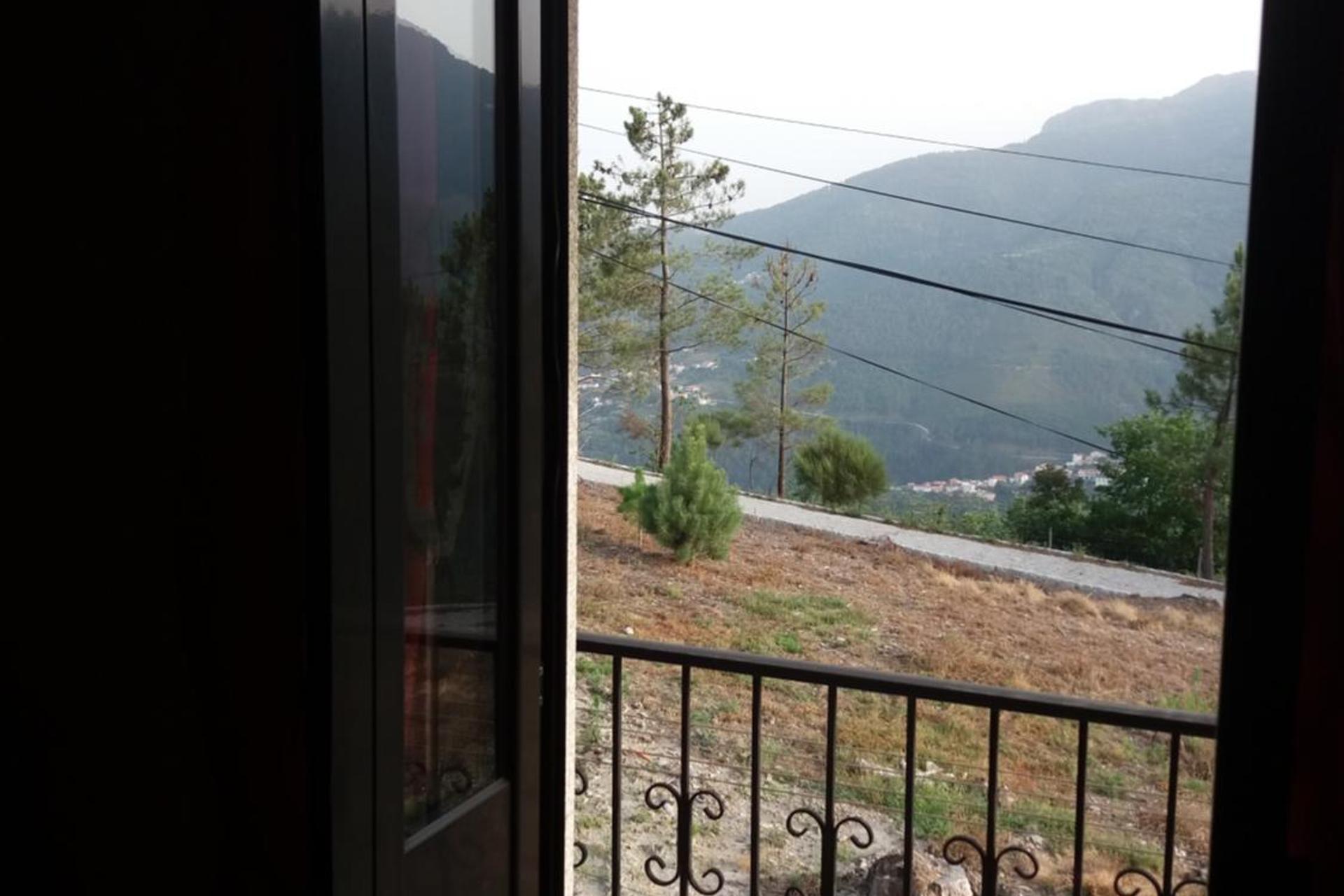 Descubra o Gite Cantinho Davô: Uma Experiência Inesquecível em Hospitalidade - Imagem 25