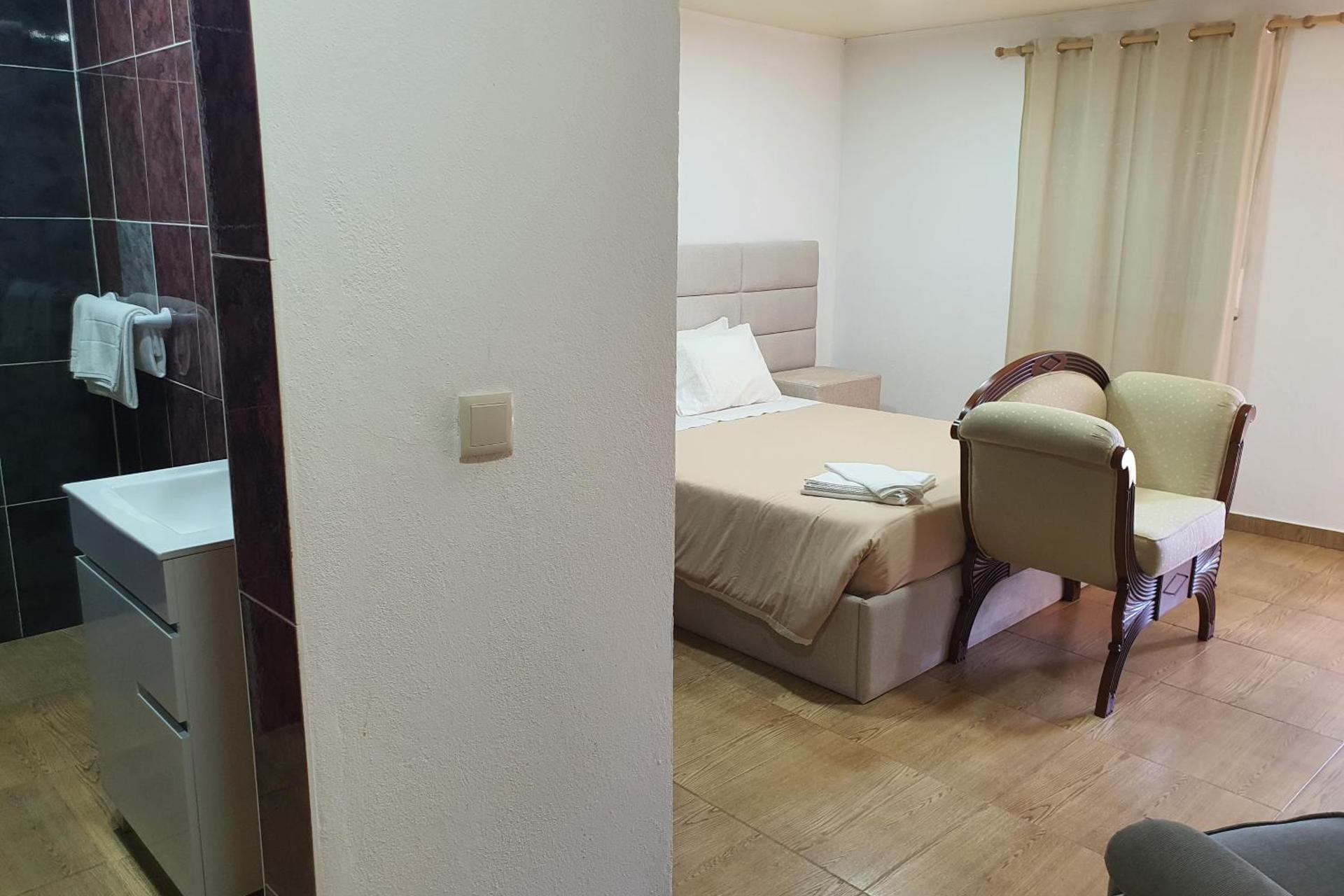 Descubra Gojim Casa Rural: Uma Experiência Única em Acomodação - Imagem 69