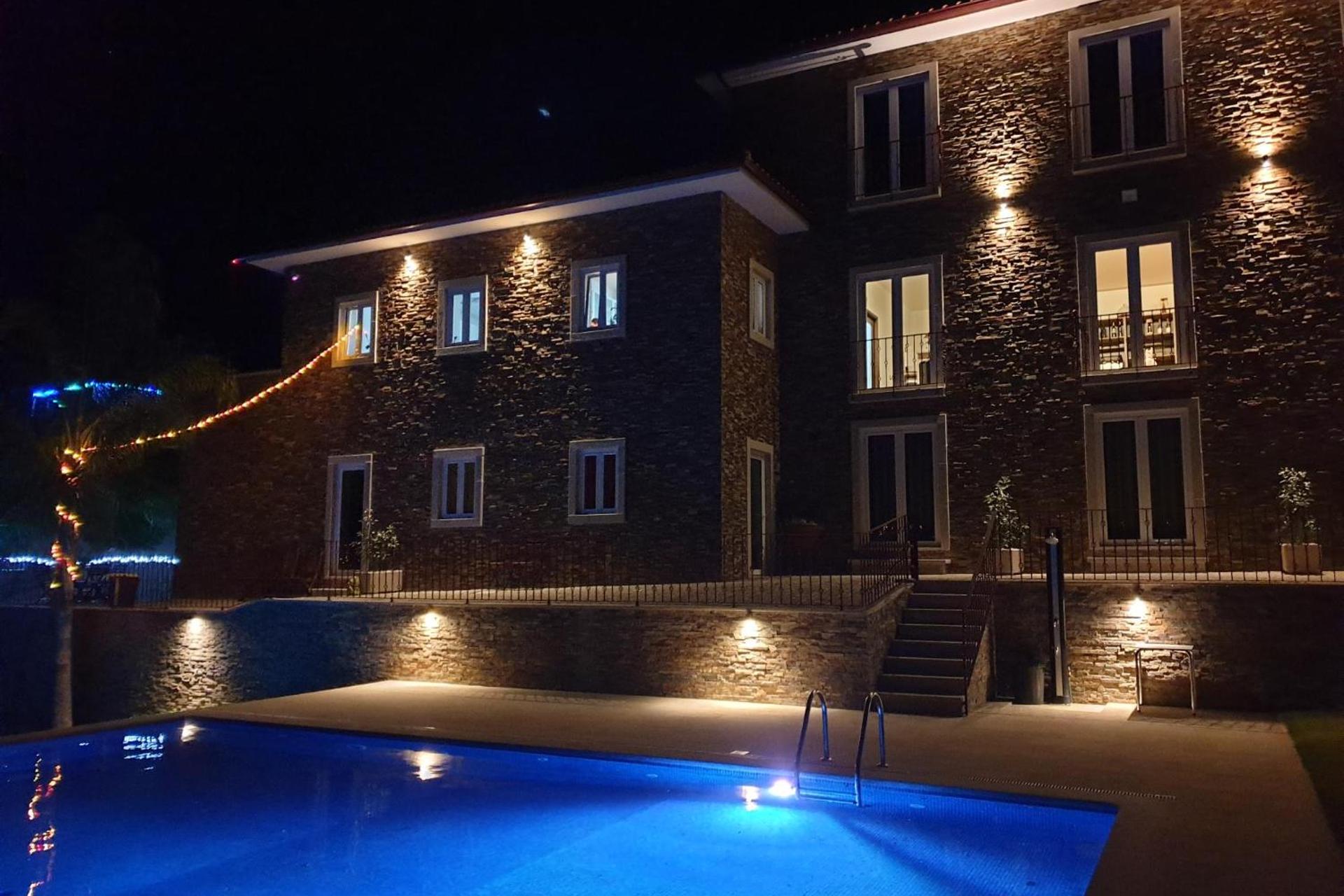 Descubra o Golden Mirror: Uma Experiência Inesquecível em Hospitalidade - Imagem 26