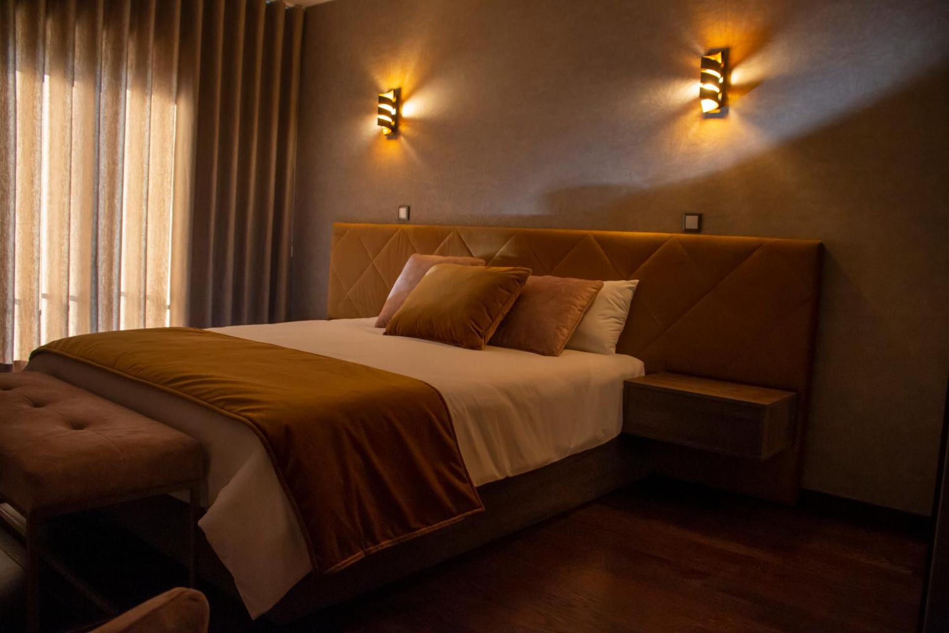 Descubra o Golden Mirror: Uma Experiência Inesquecível em Hospitalidade - Imagem 37