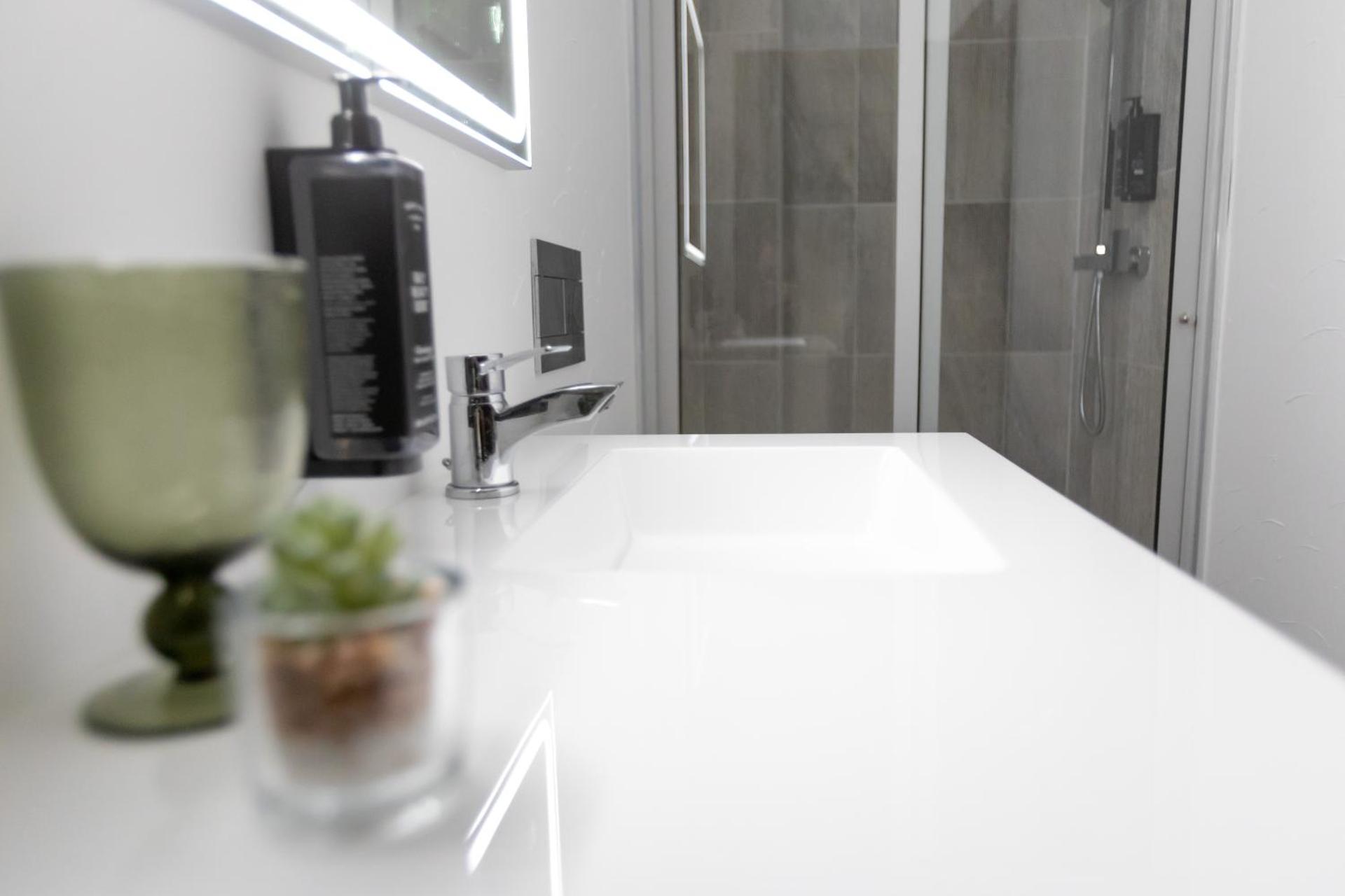 Descubra o Golden Mirror: Uma Experiência Inesquecível em Hospitalidade - Imagem 43