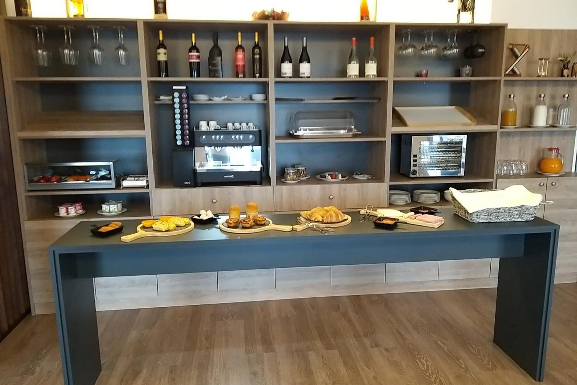 Descubra o Golden Mirror: Uma Experiência Inesquecível em Hospitalidade - Imagem 70