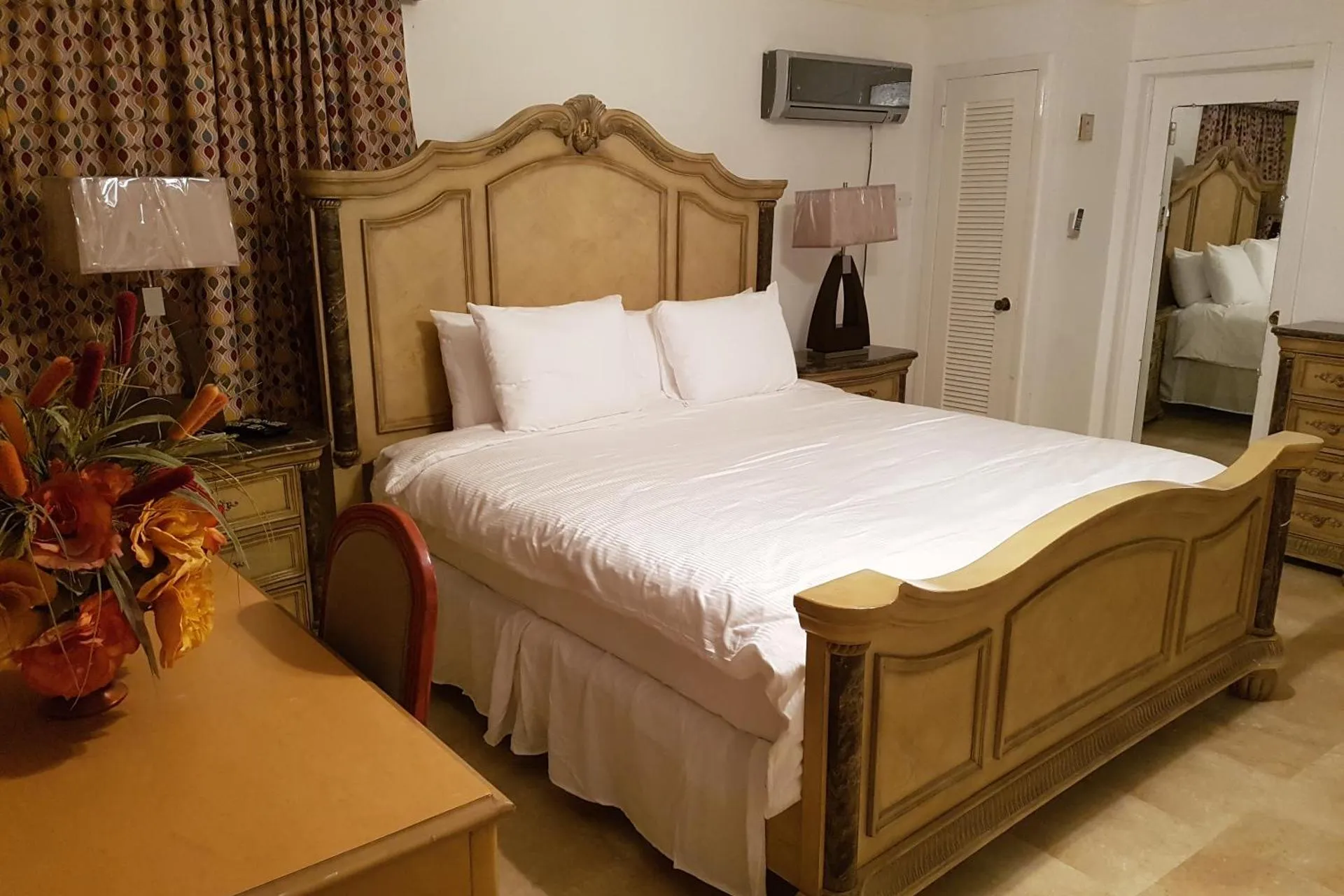 Golden Palm B & B - Image 12