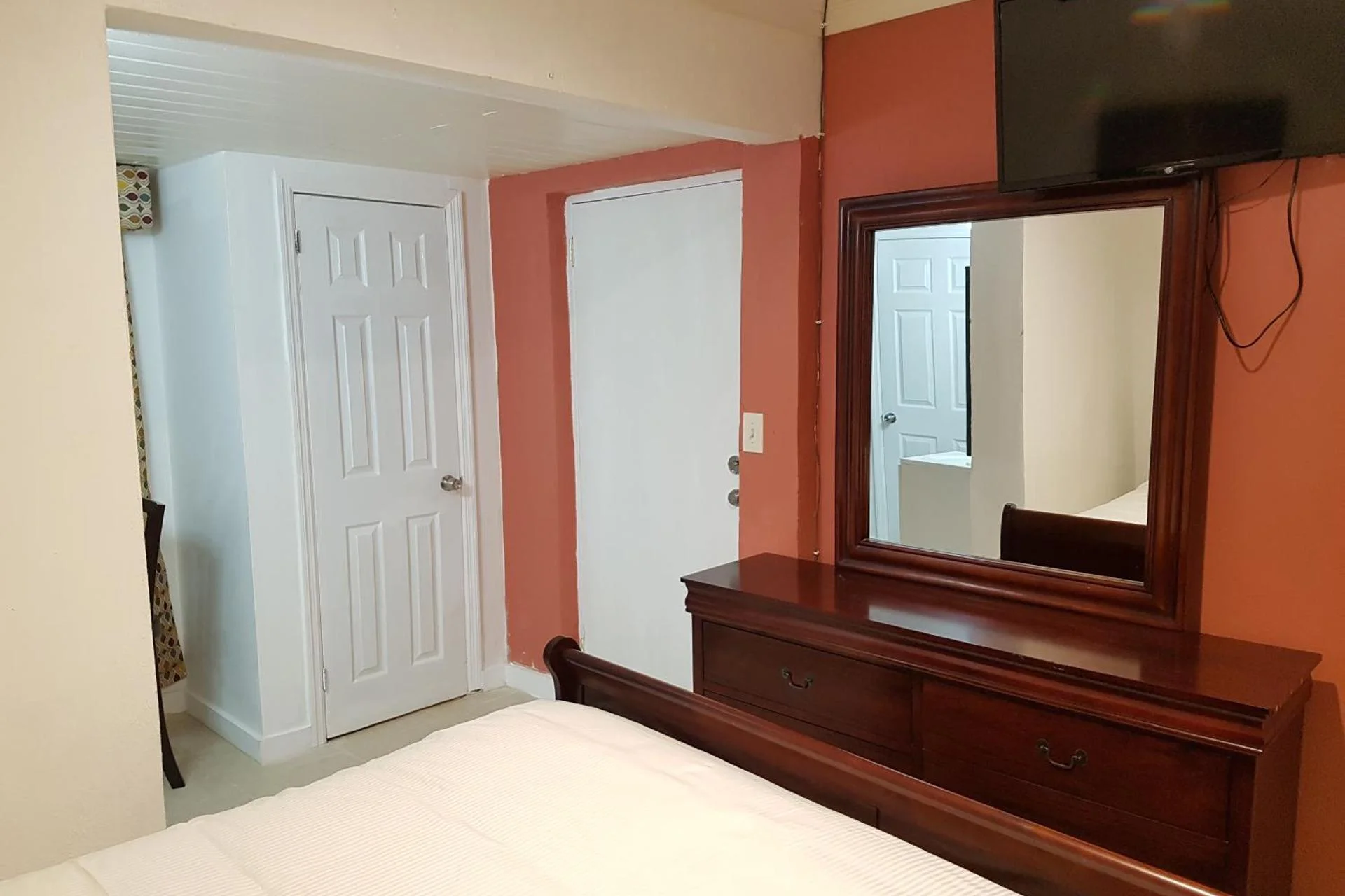 Golden Palm B & B - Image 20