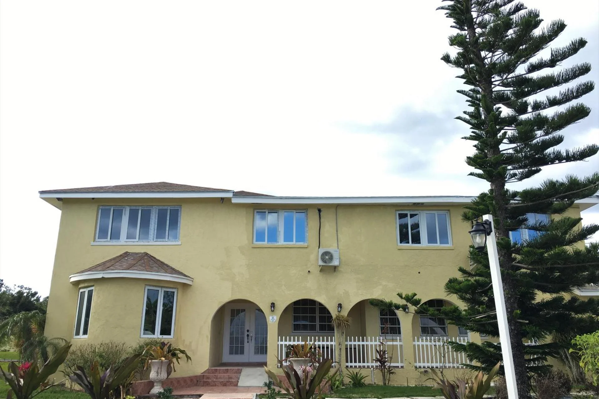 Golden Palm B & B - Image 9