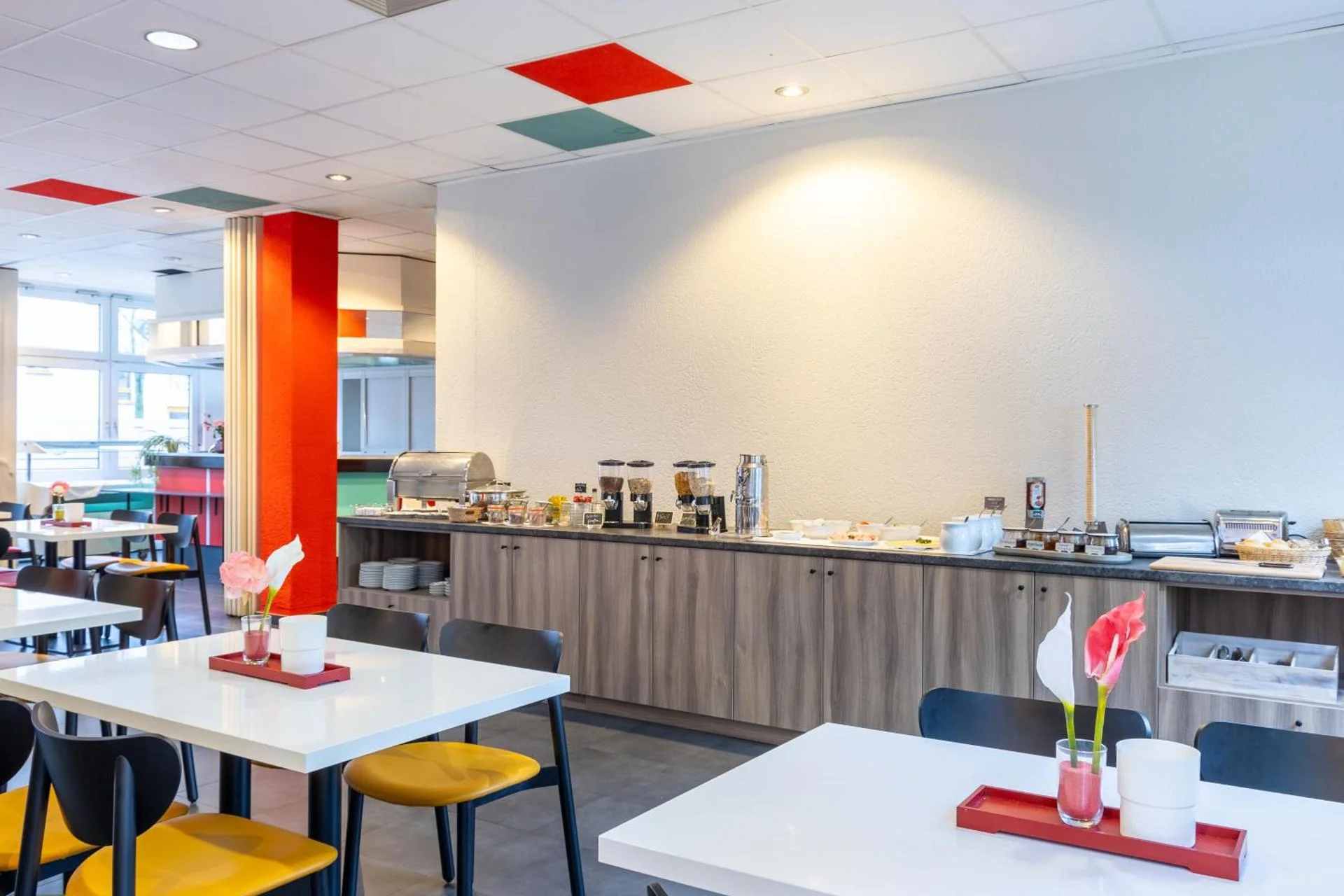 Good Morning Berlin City West - Image 12