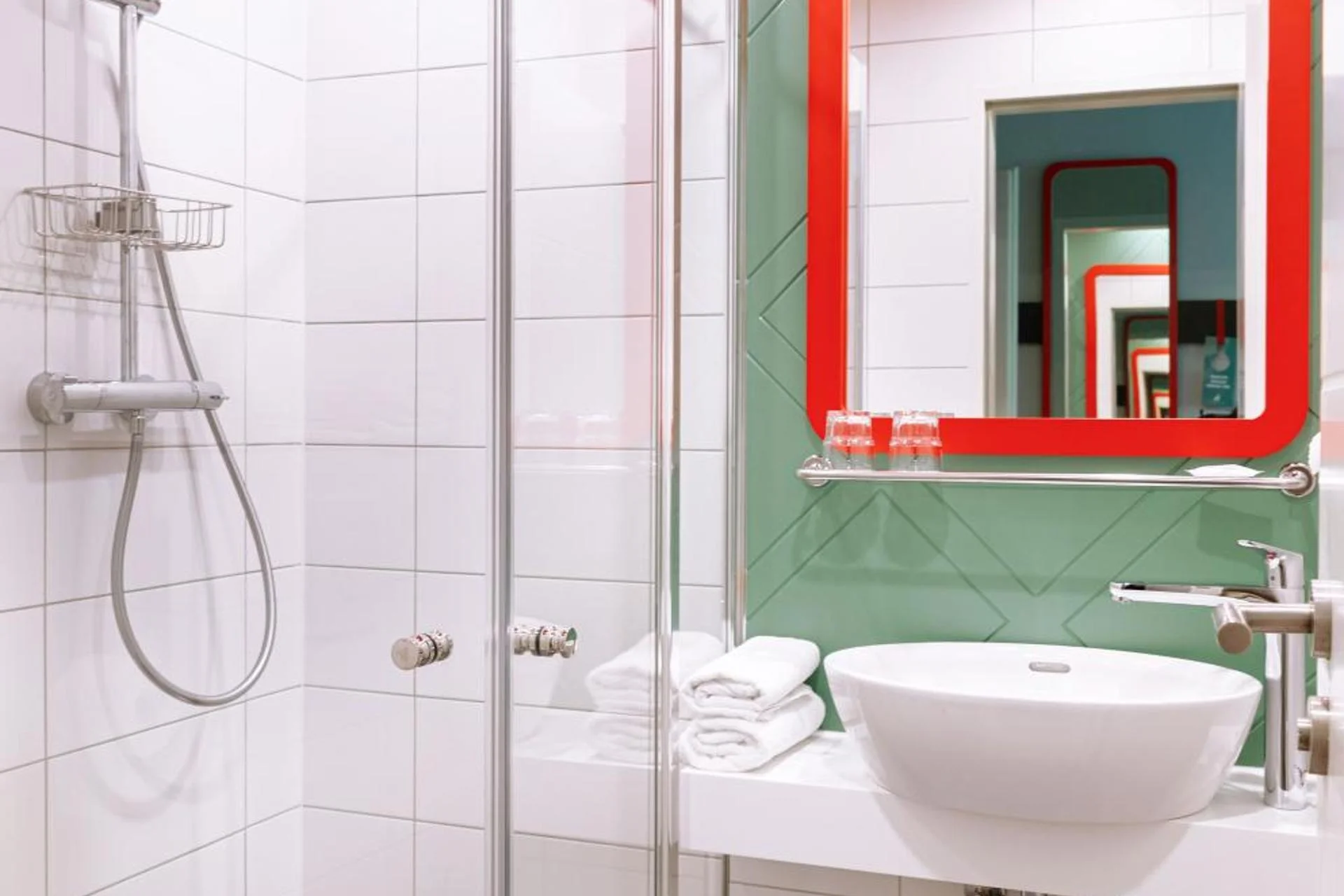 Good Morning Berlin City West - Image 16