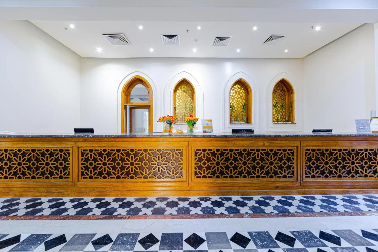 Grand Palace - Image 8