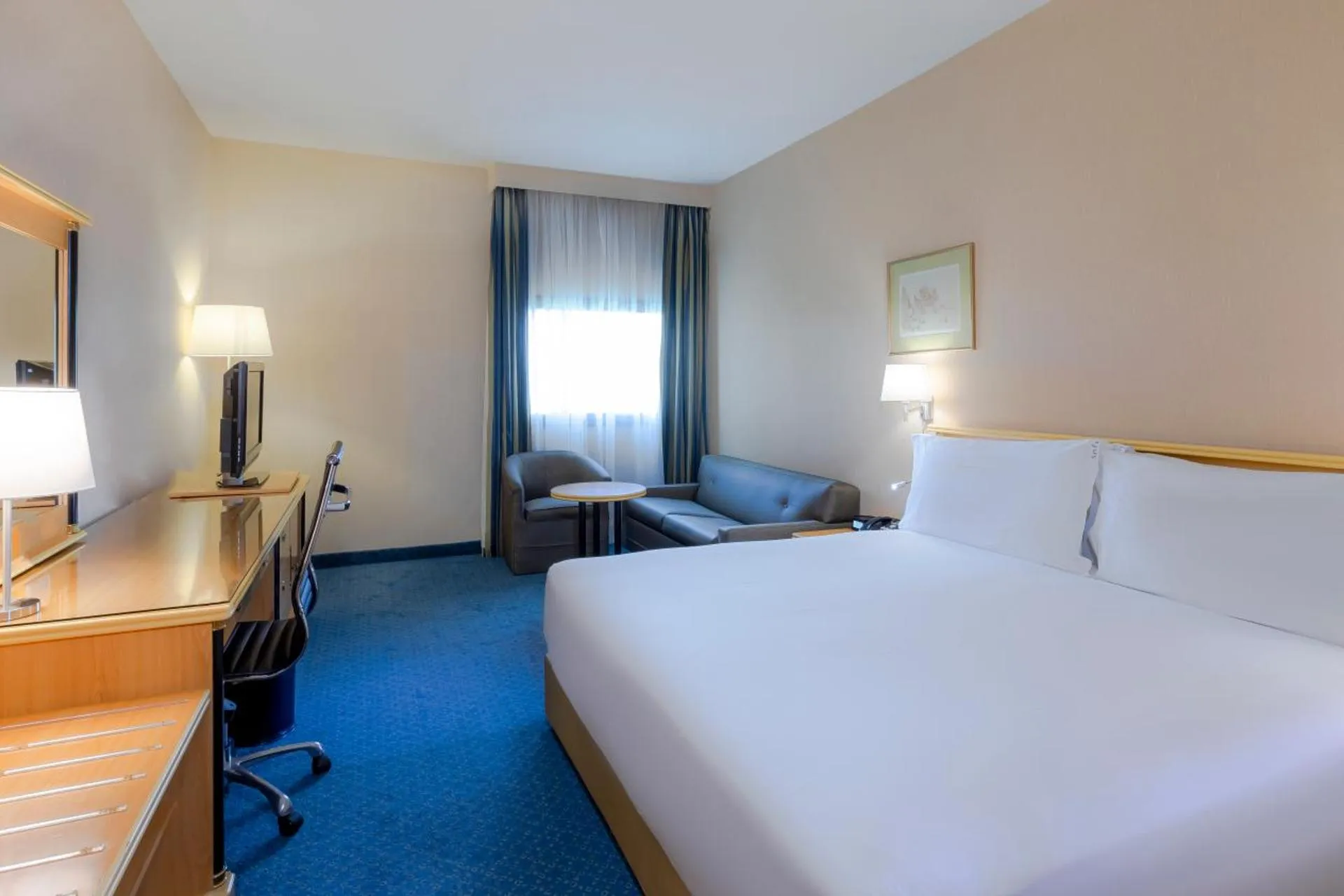 Holiday Villa Resort Yanbu - Image 12