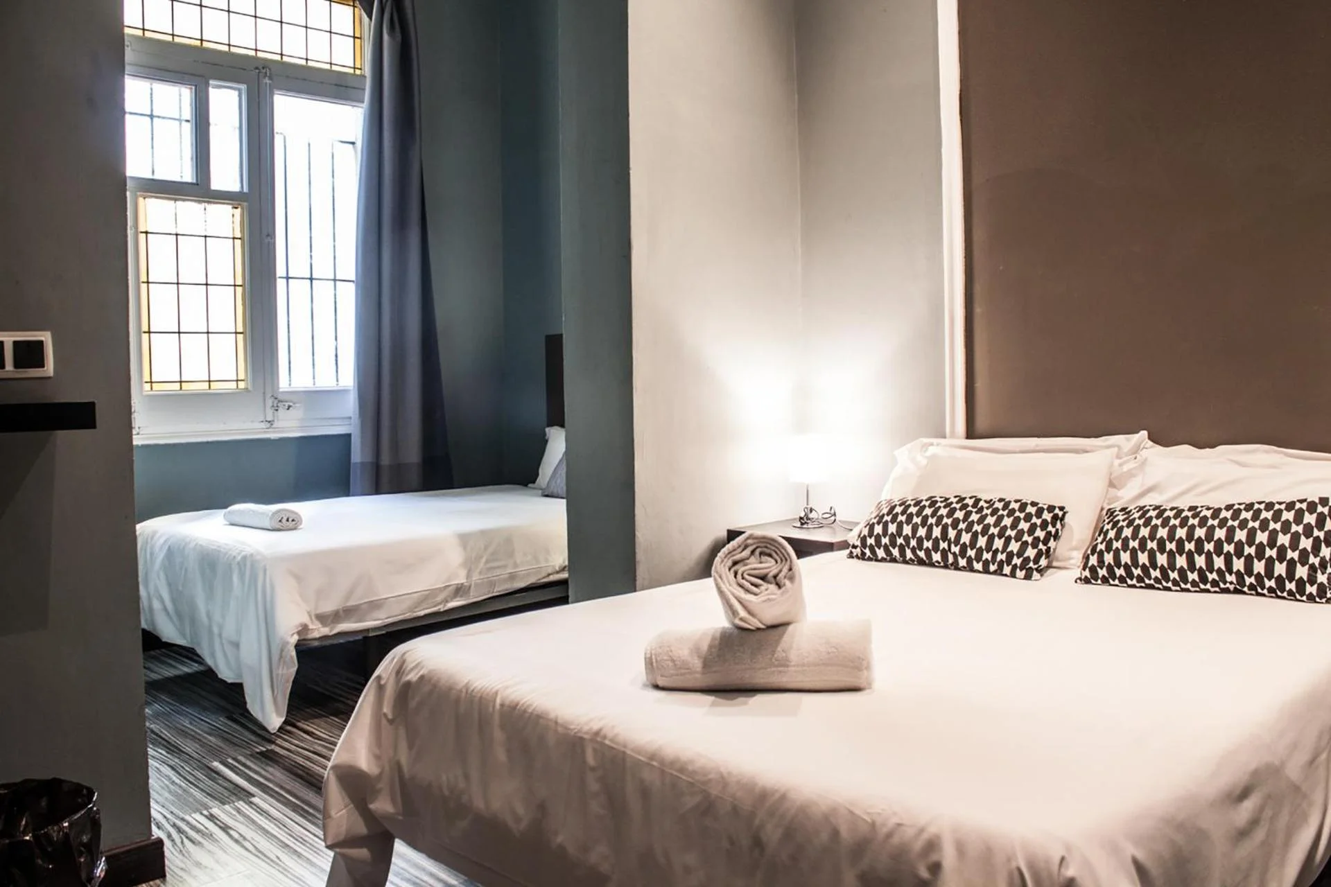 Experience the Ultimate Stay at Hostal Boutique Khronos
