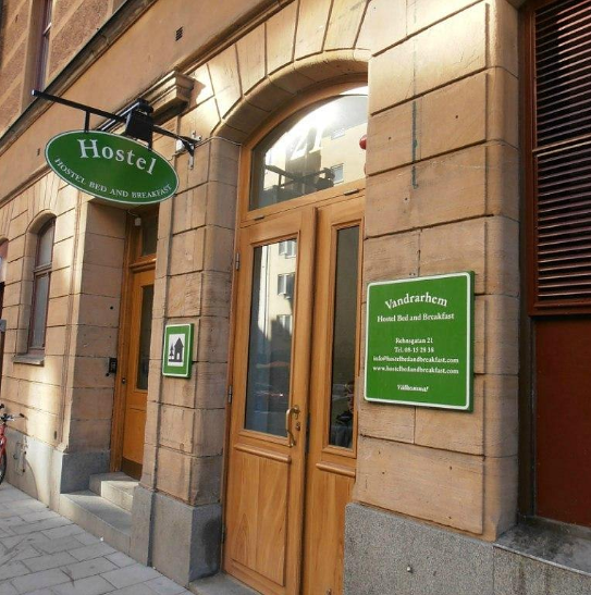 Hostel Bed and Breakfast - Image 2