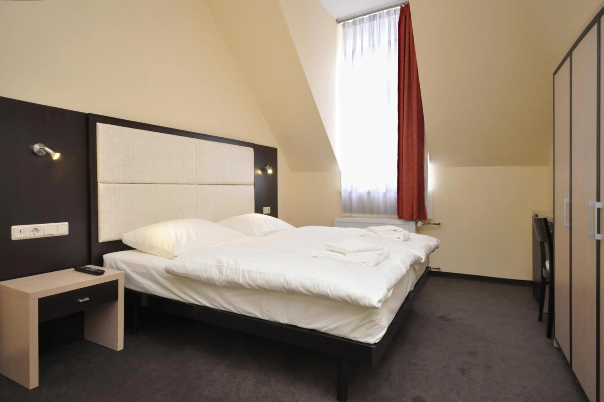 Hotel Bova Frankfurt - Image 11