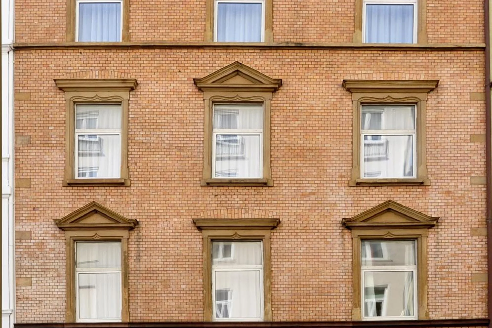 Hotel Bova Frankfurt - Image 18