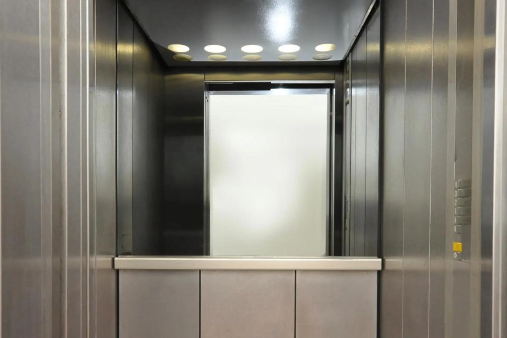 Hotel Bova Frankfurt - Image 5