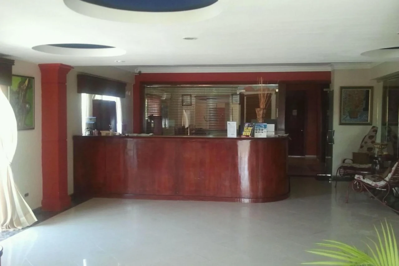 Experience the Ultimate Stay at Hotel & Casino Flamboyan - Image 17