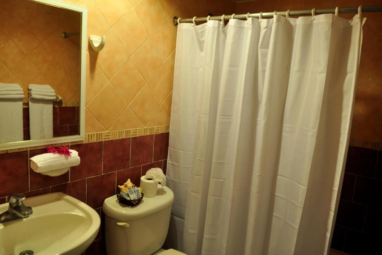 Experience the Ultimate Stay at Hotel & Casino Flamboyan - Image 19