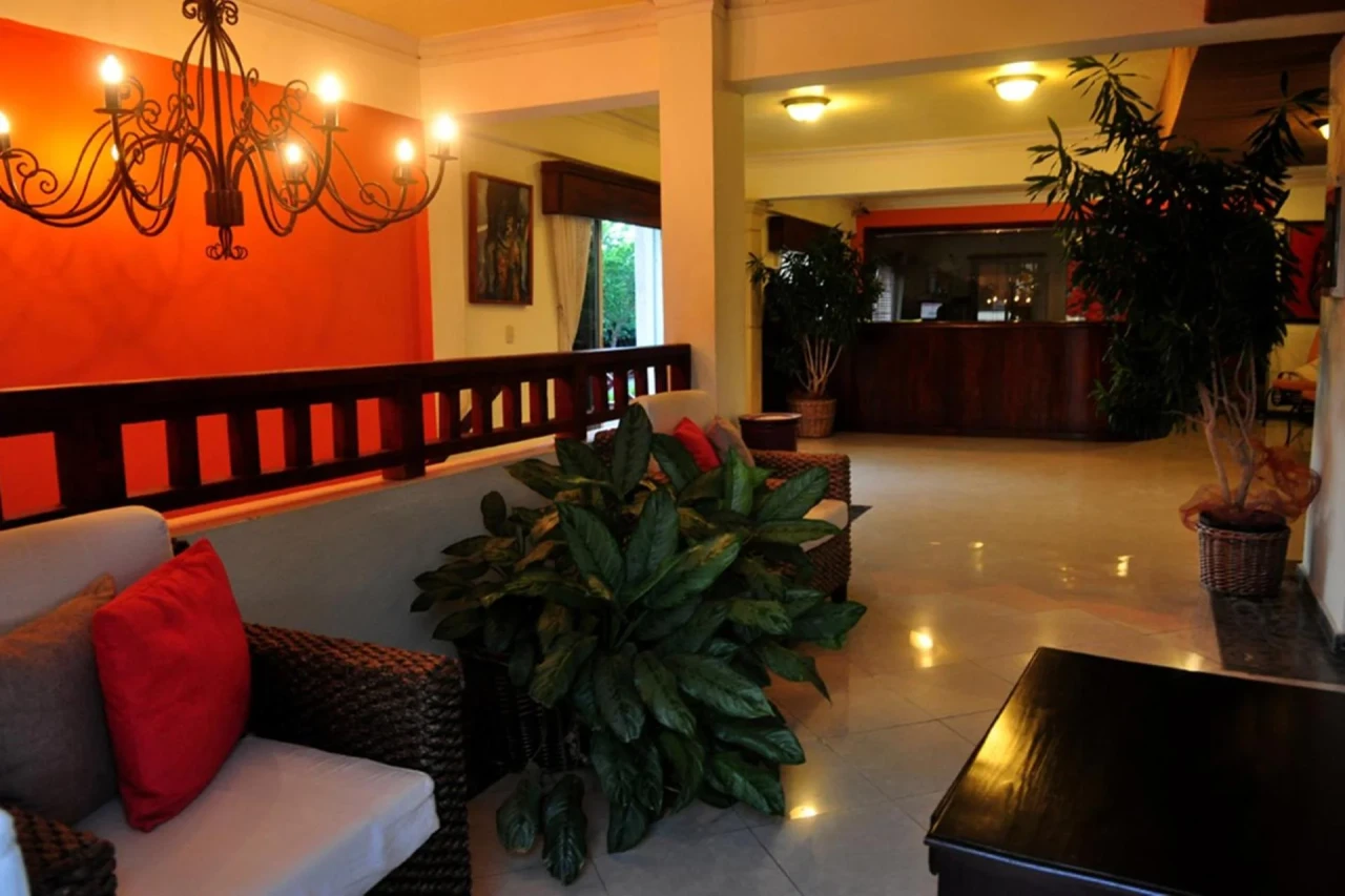 Experience the Ultimate Stay at Hotel & Casino Flamboyan - Image 20