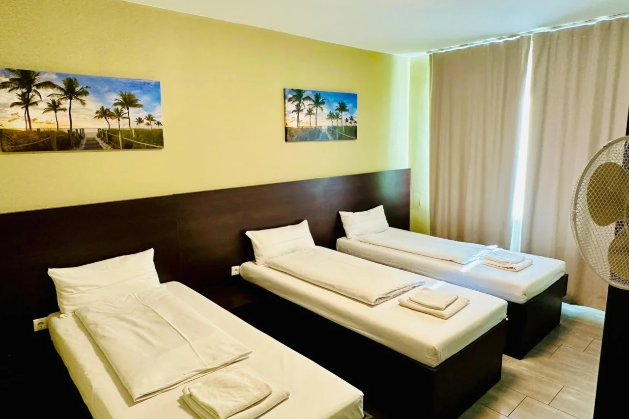Hotel City Star - Image 2
