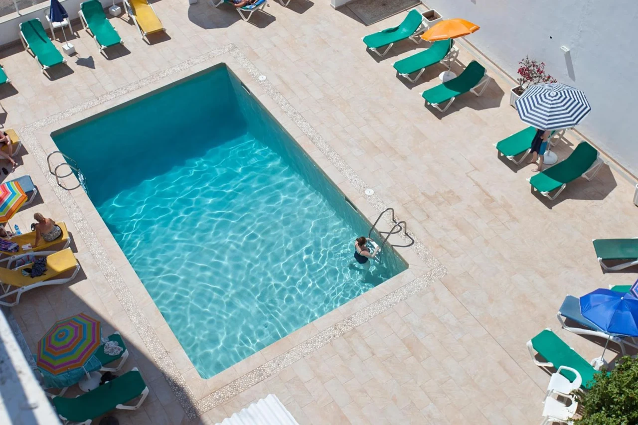 Hotel Galaxia - Image 4