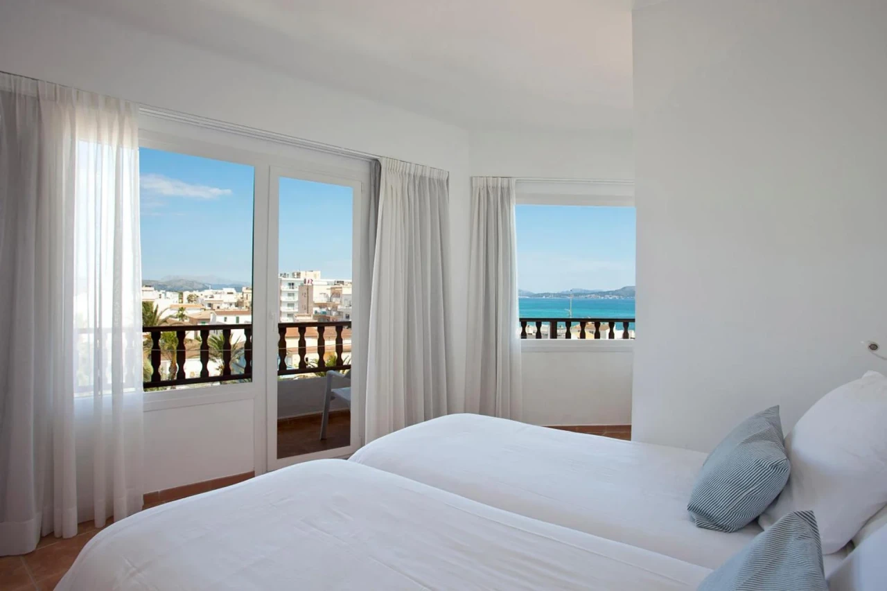 Hotel Galaxia - Image 8