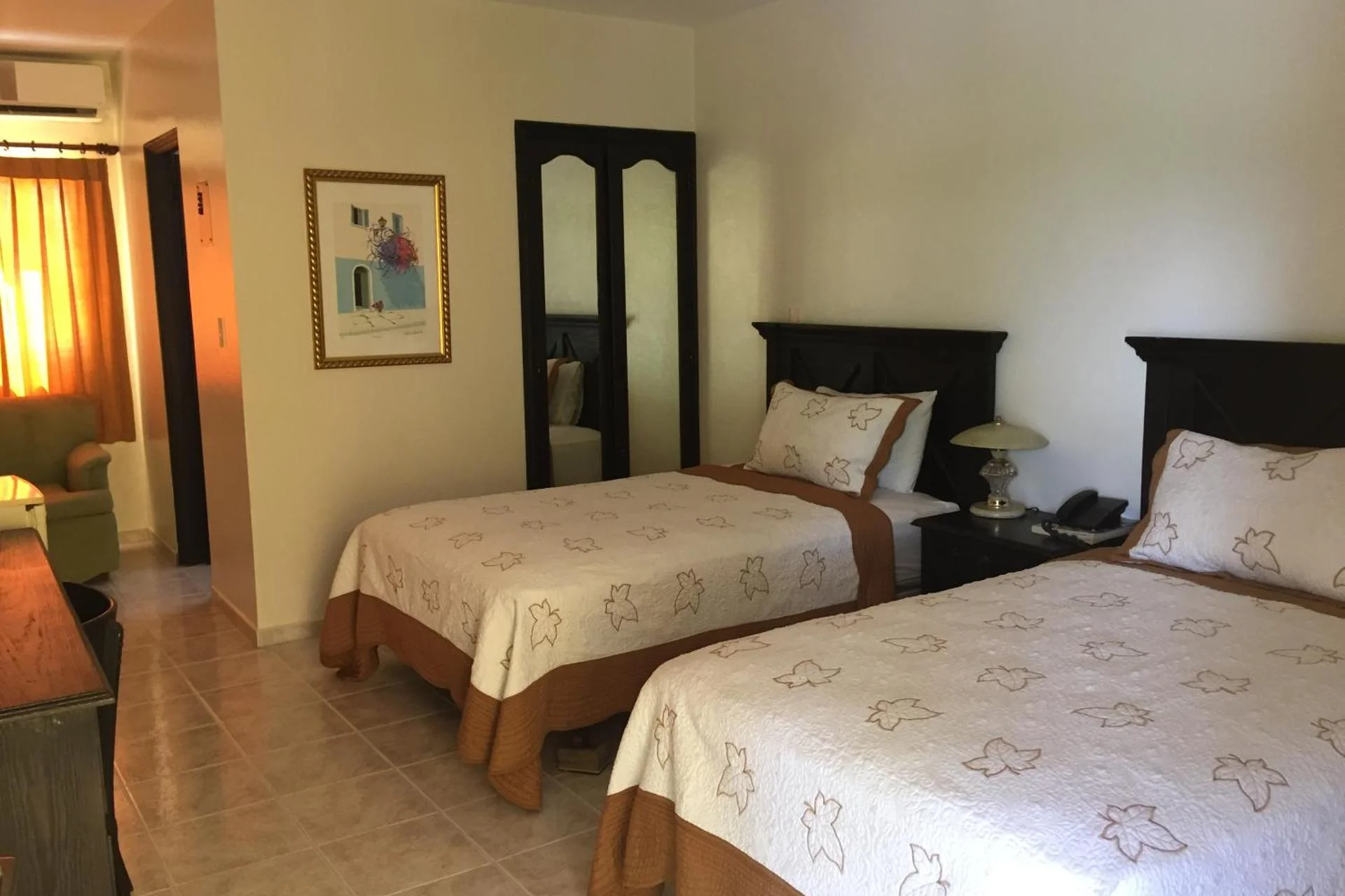 Hotel Las Caobas - Image 13