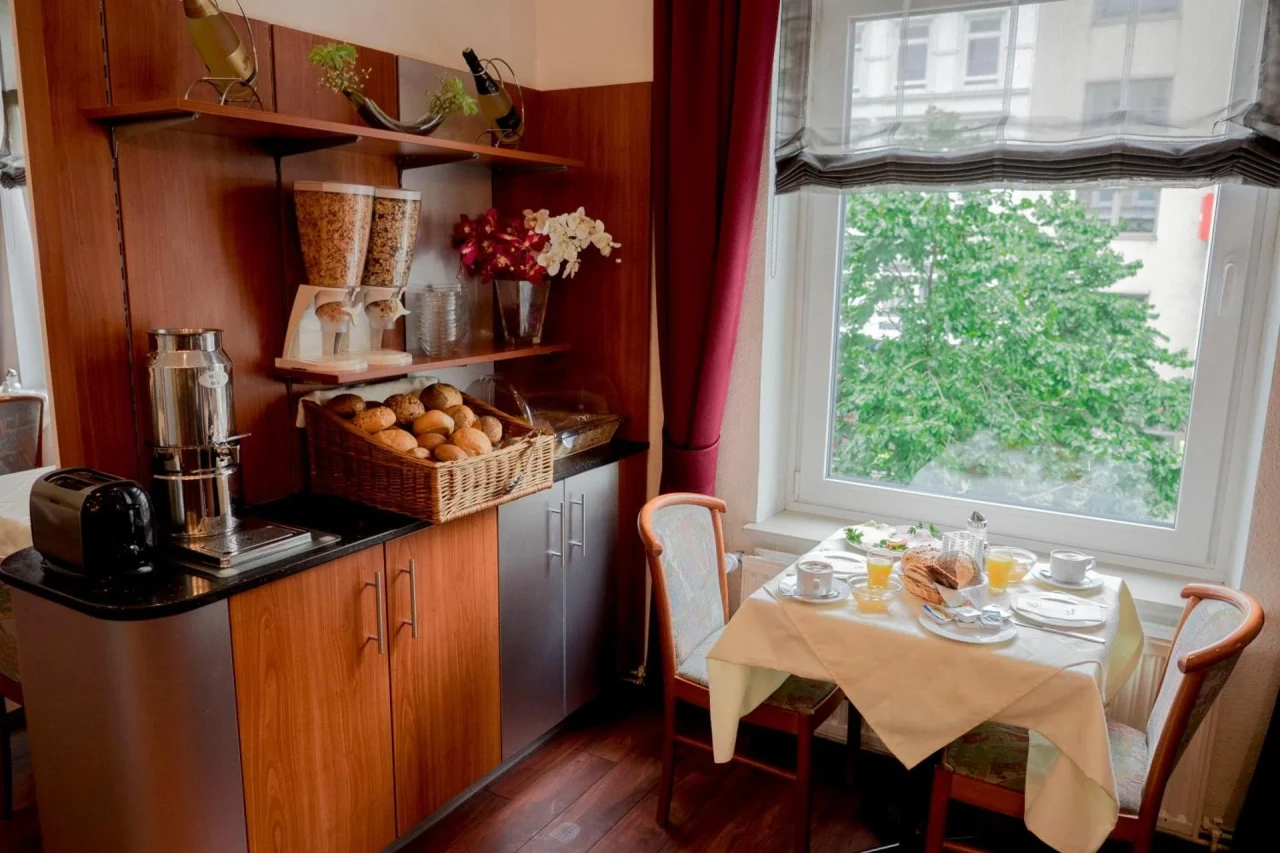 Hotel Lumen - Image 3