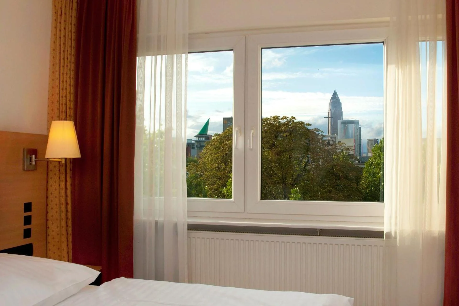 Hotel Plaza Frankfurt - Image 20