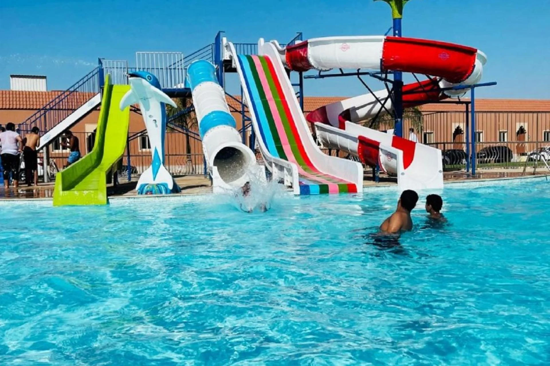 Hotel & Resort Golden Marina Yanbu - Image 9