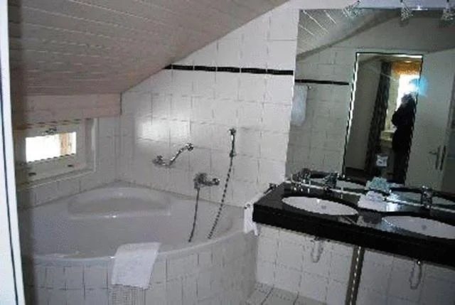 Hotel Rhonequelle - Image 7