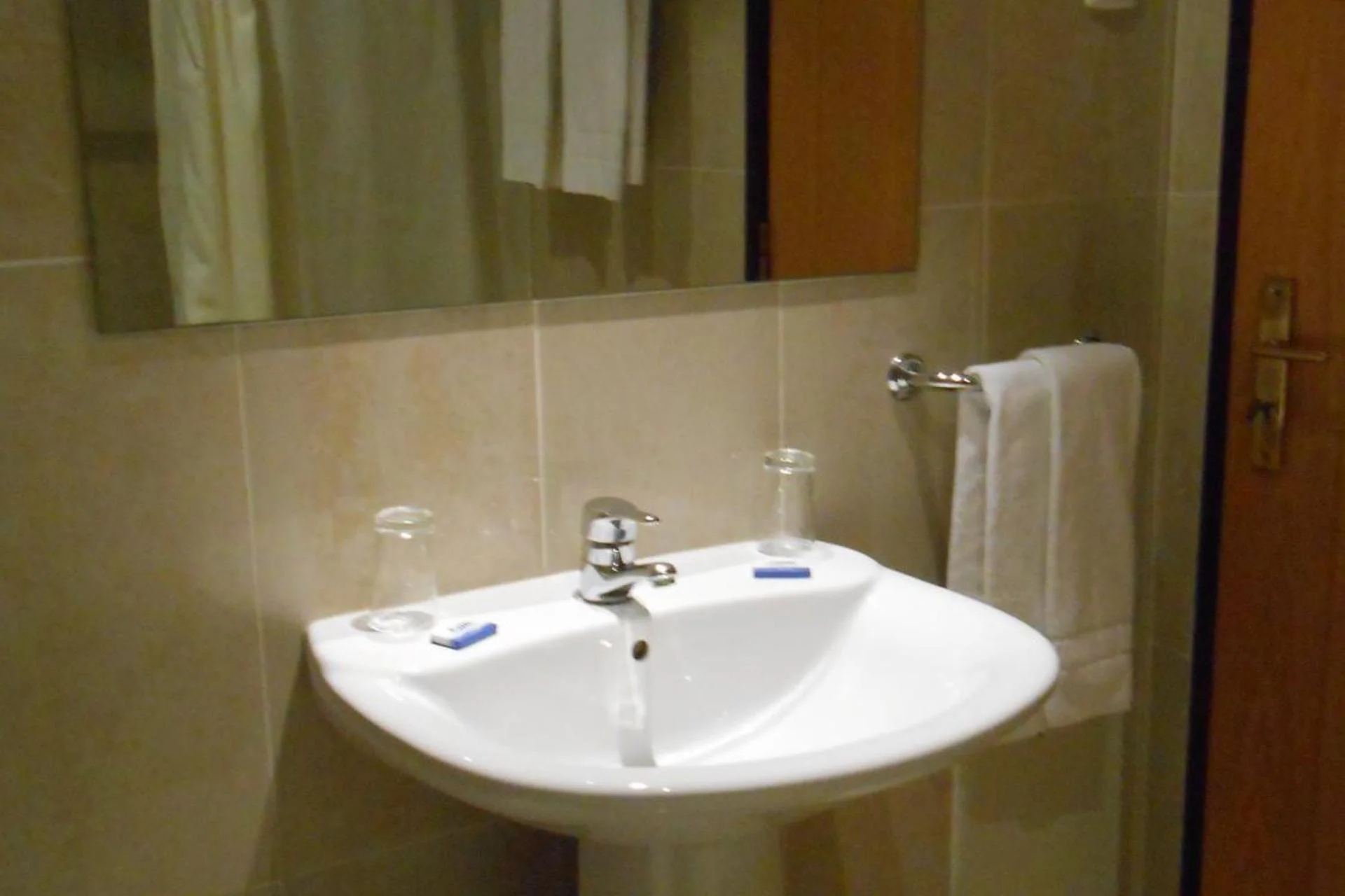 Hotel Santa Cruz - Image 10