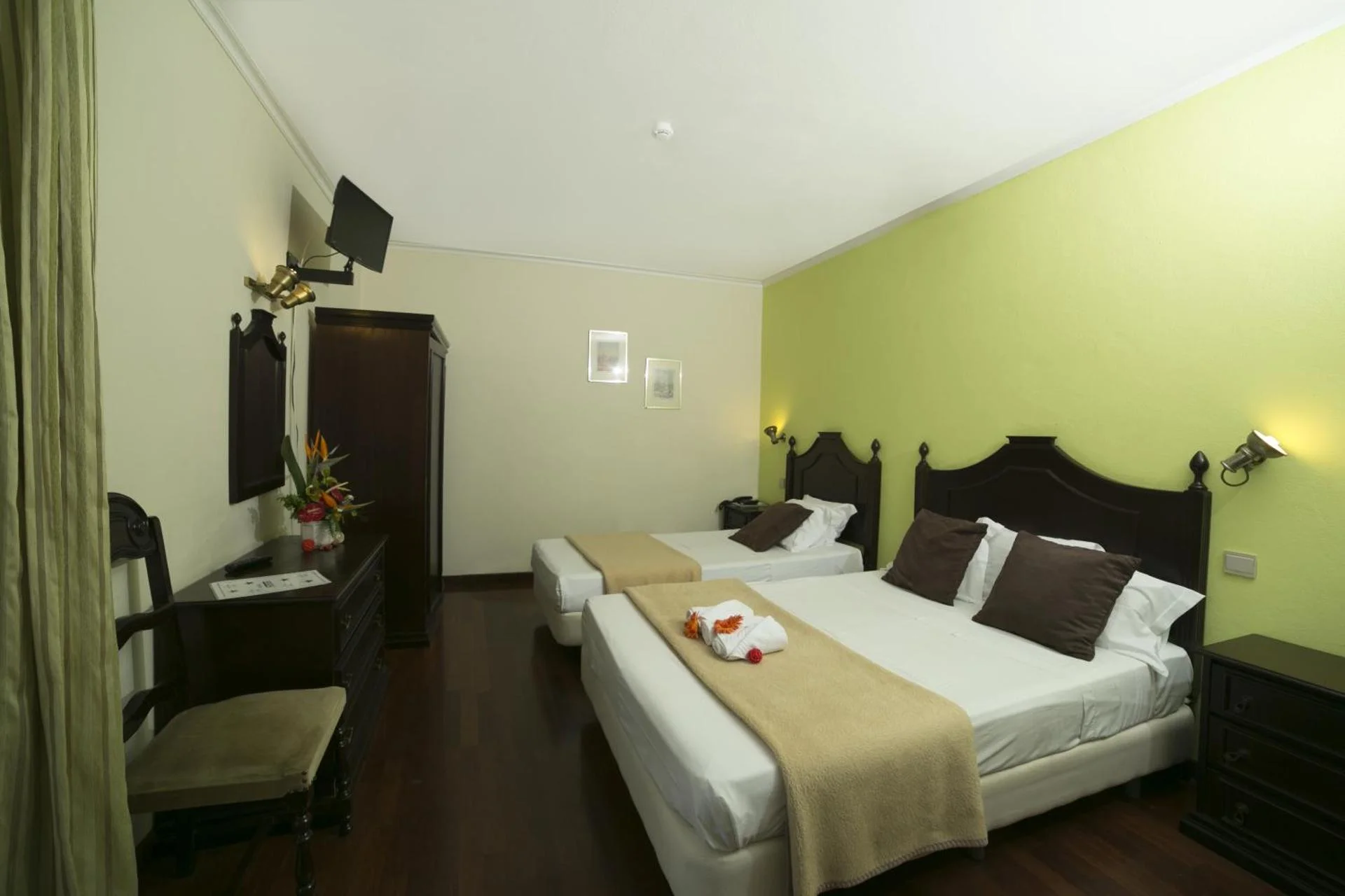 Hotel Sirius - Image 2