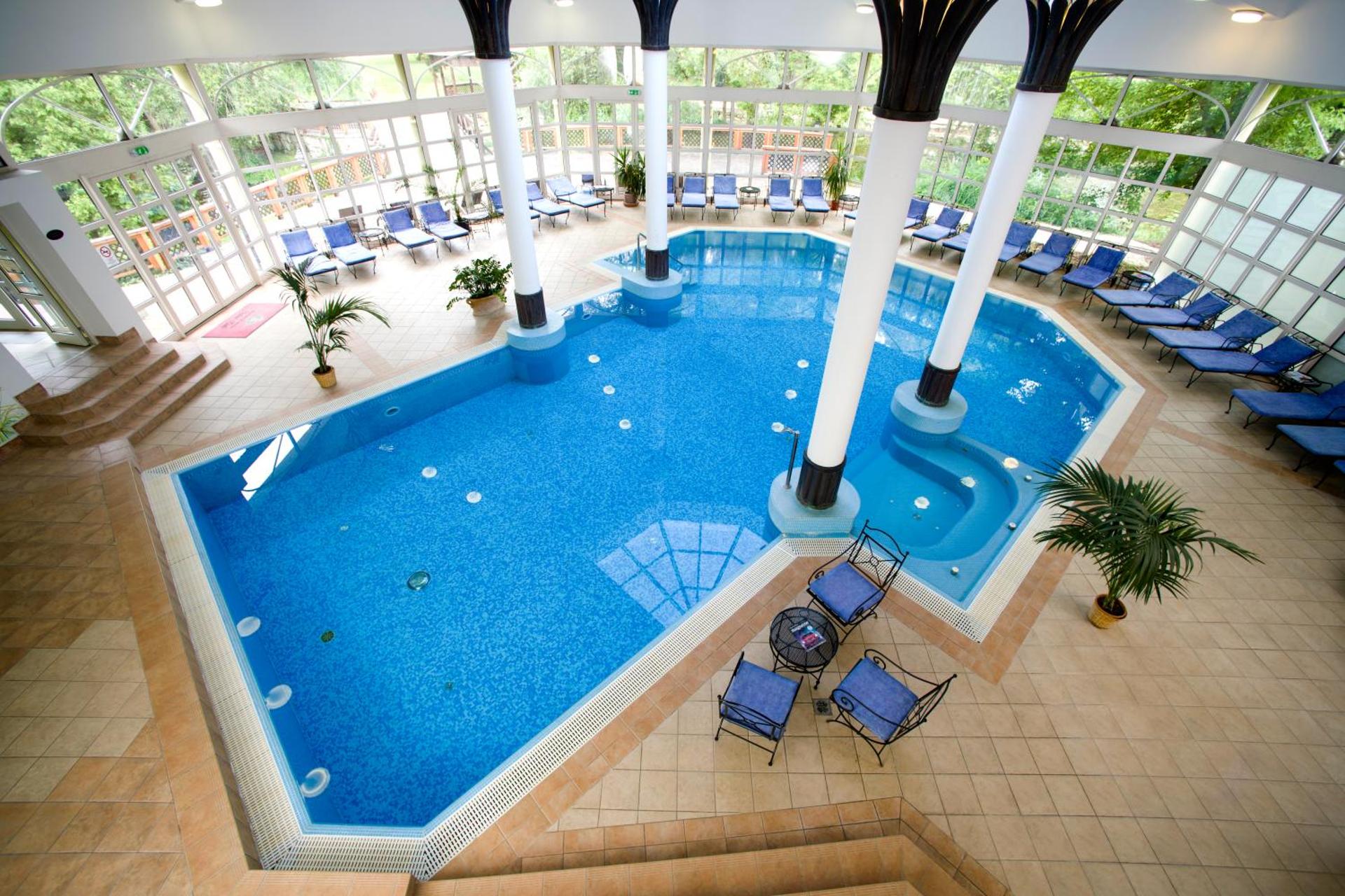 Hotel Szidónia Castle - Image 3