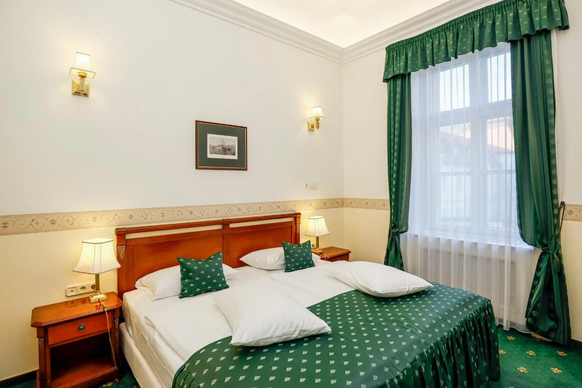 Hotel Szidónia Castle - Image 10