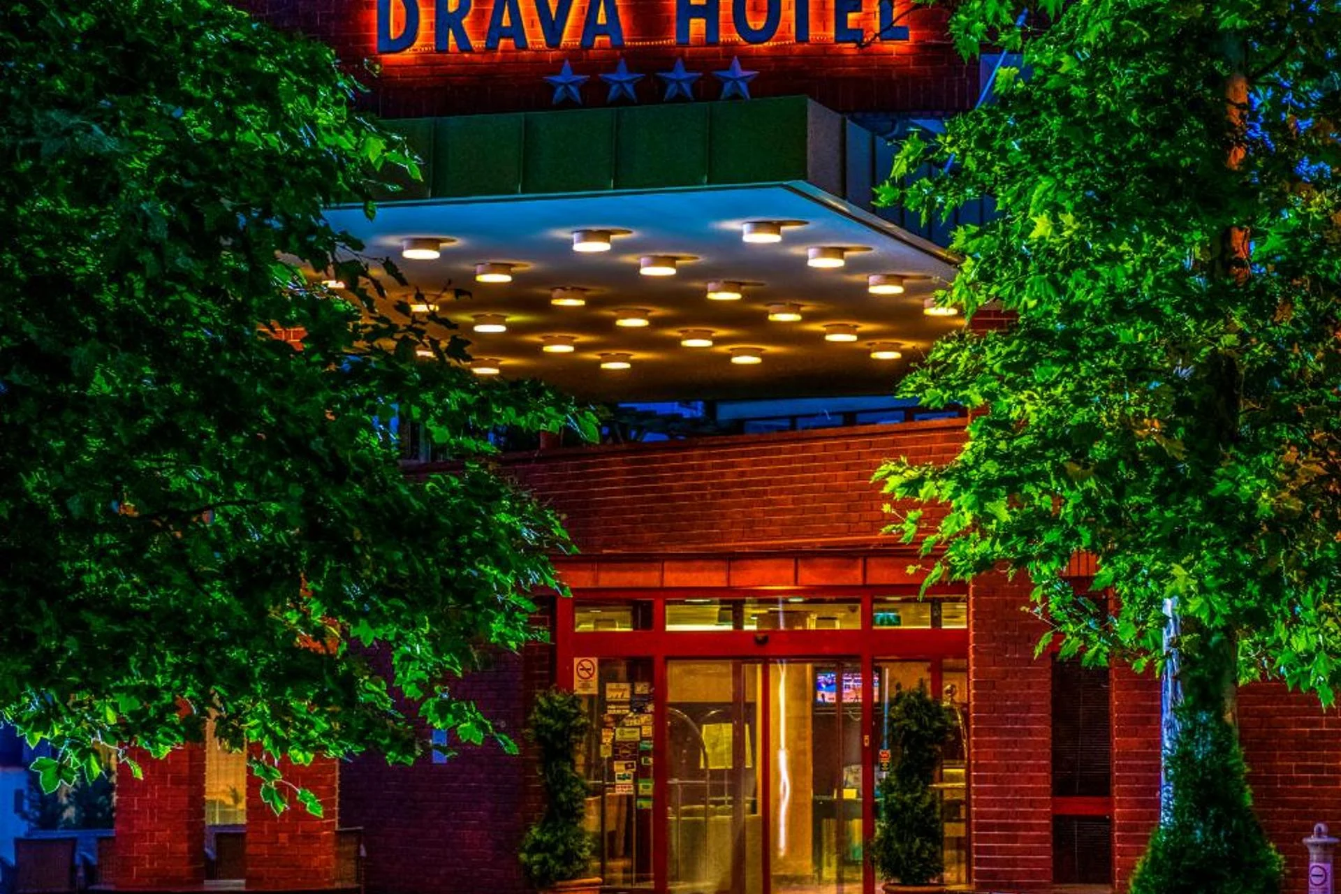 Experience Relaxation and Wellness at Hotel Thermal-Harkany, Hungary - Image 4