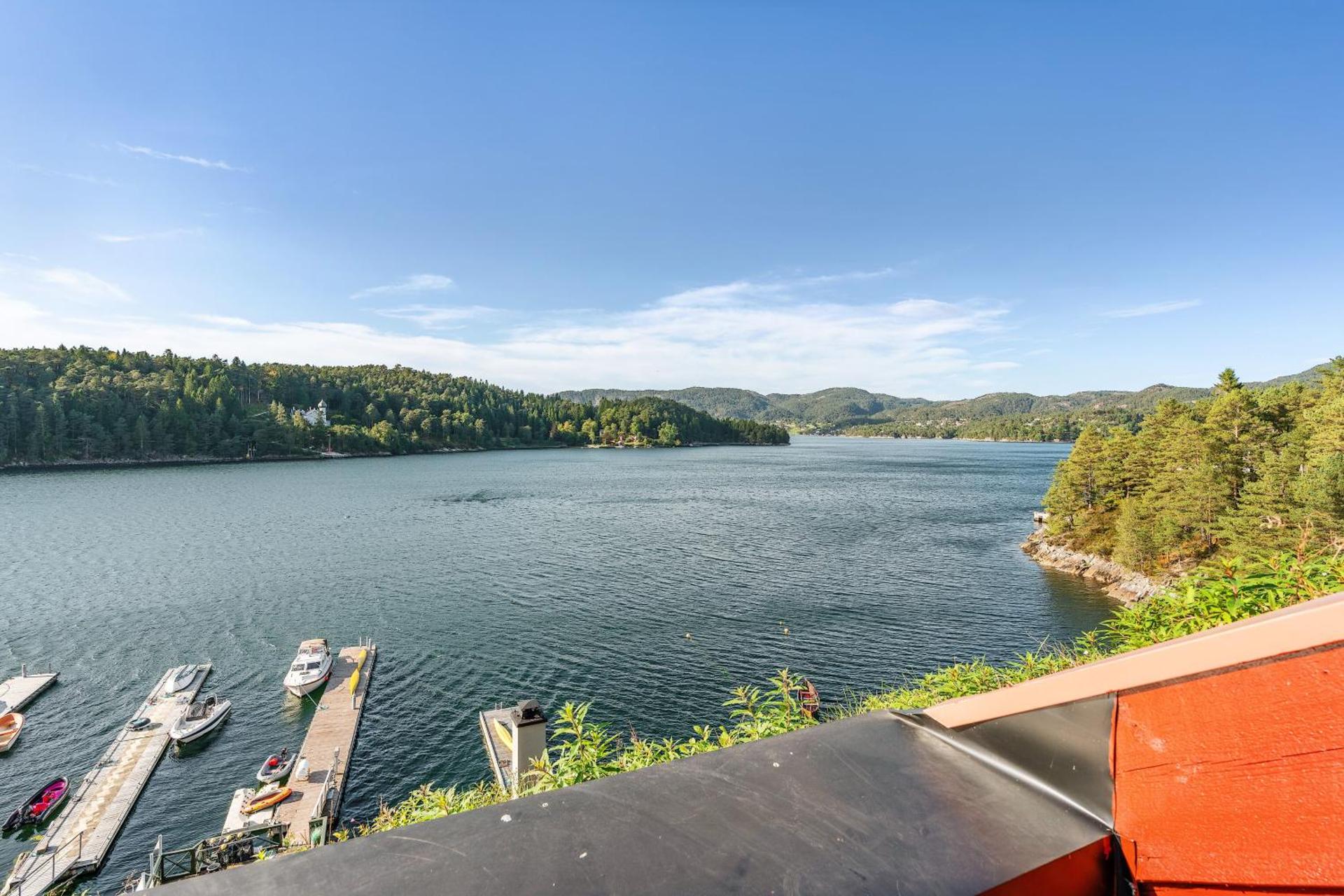 Experience the Charm of Hotel Ullensvang in Norway - Image 20