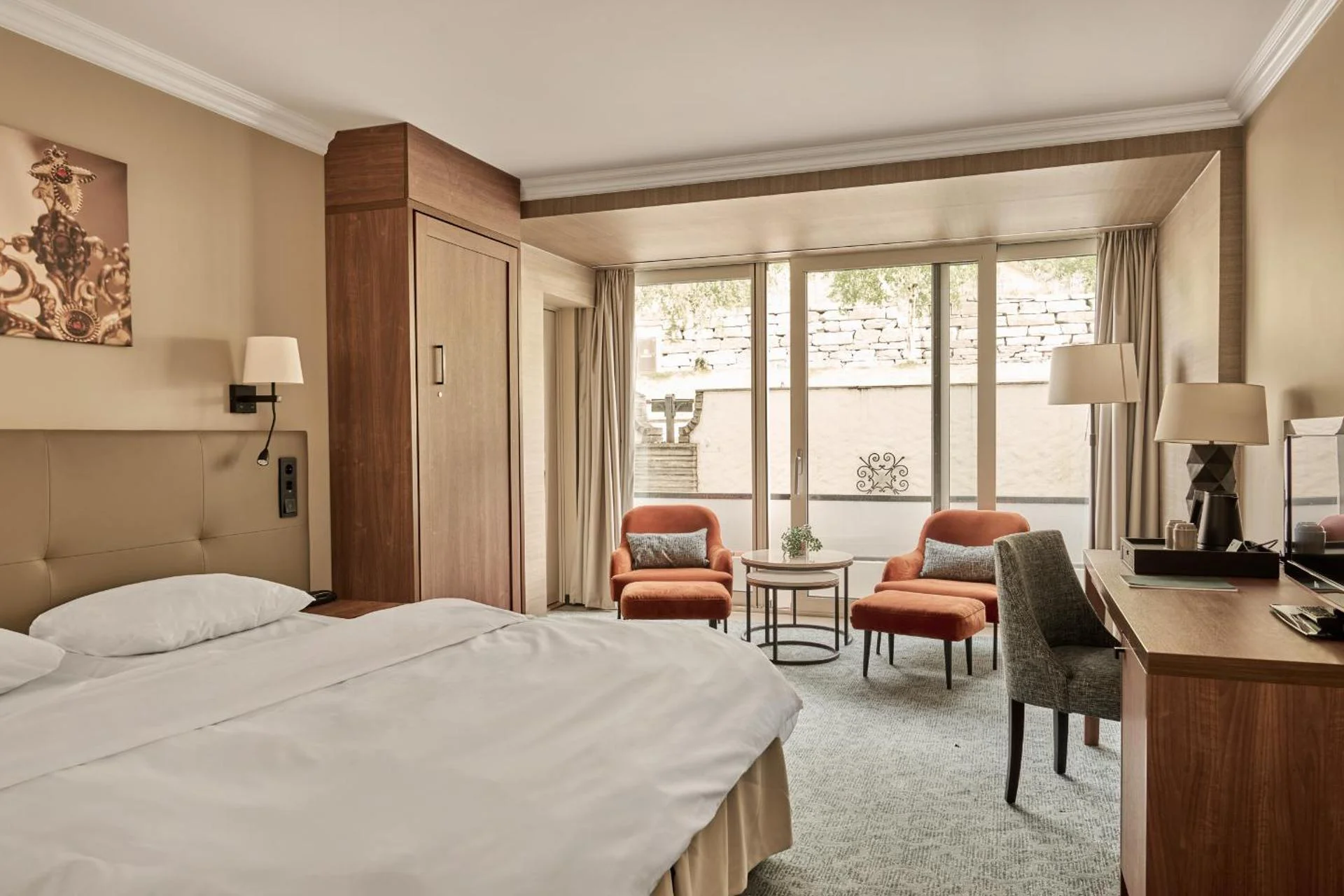 Experience the Charm of Hotel Ullensvang in Norway - Image 3