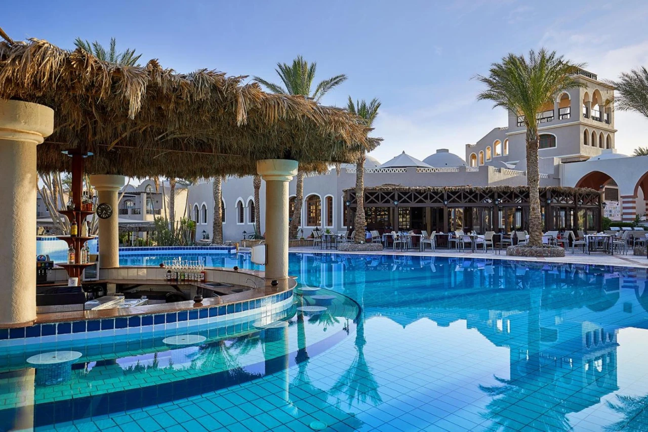 Iberotel Makadi Beach - Image 4