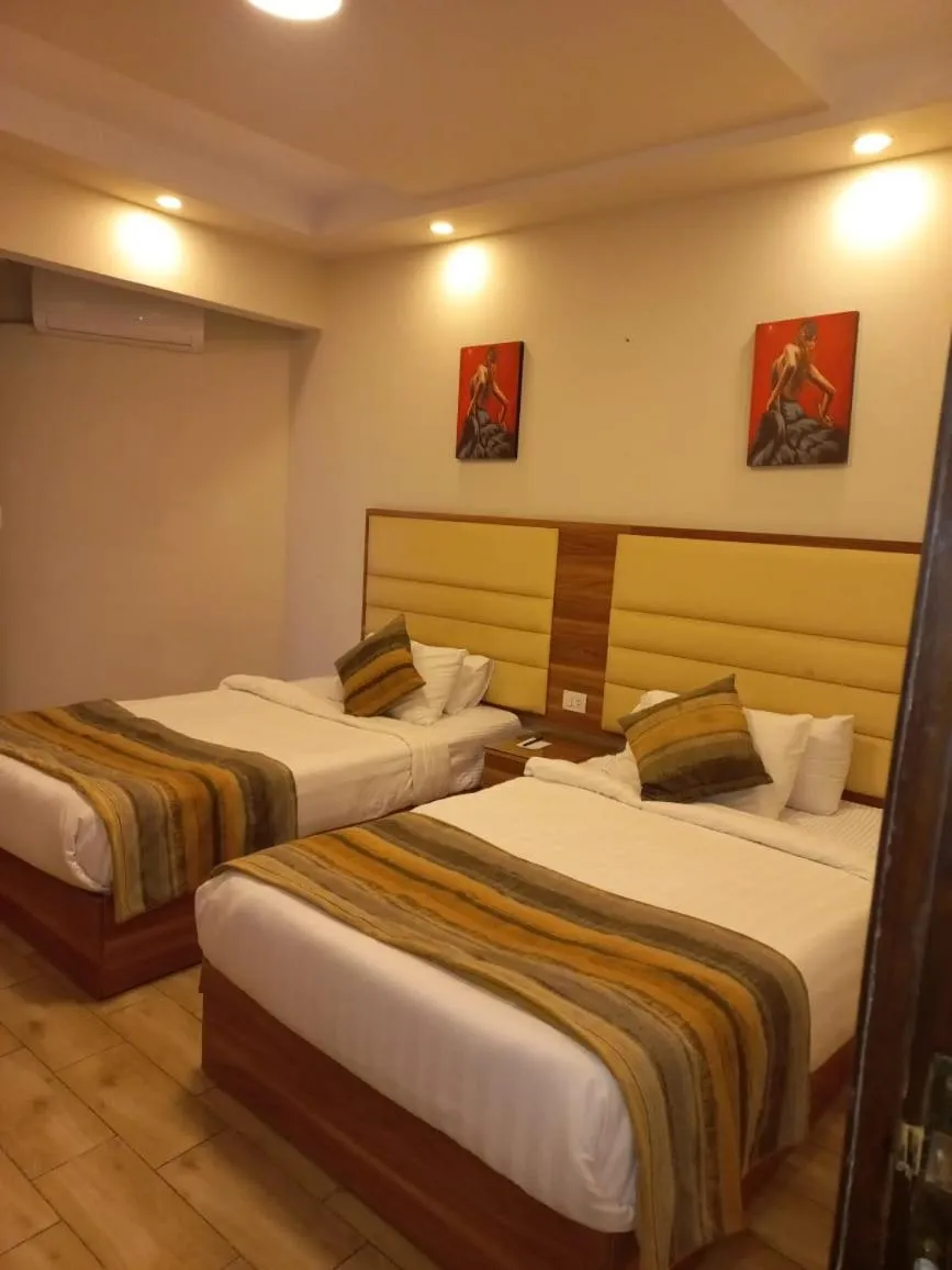 Jewel San Stefano Hotel - Image 11
