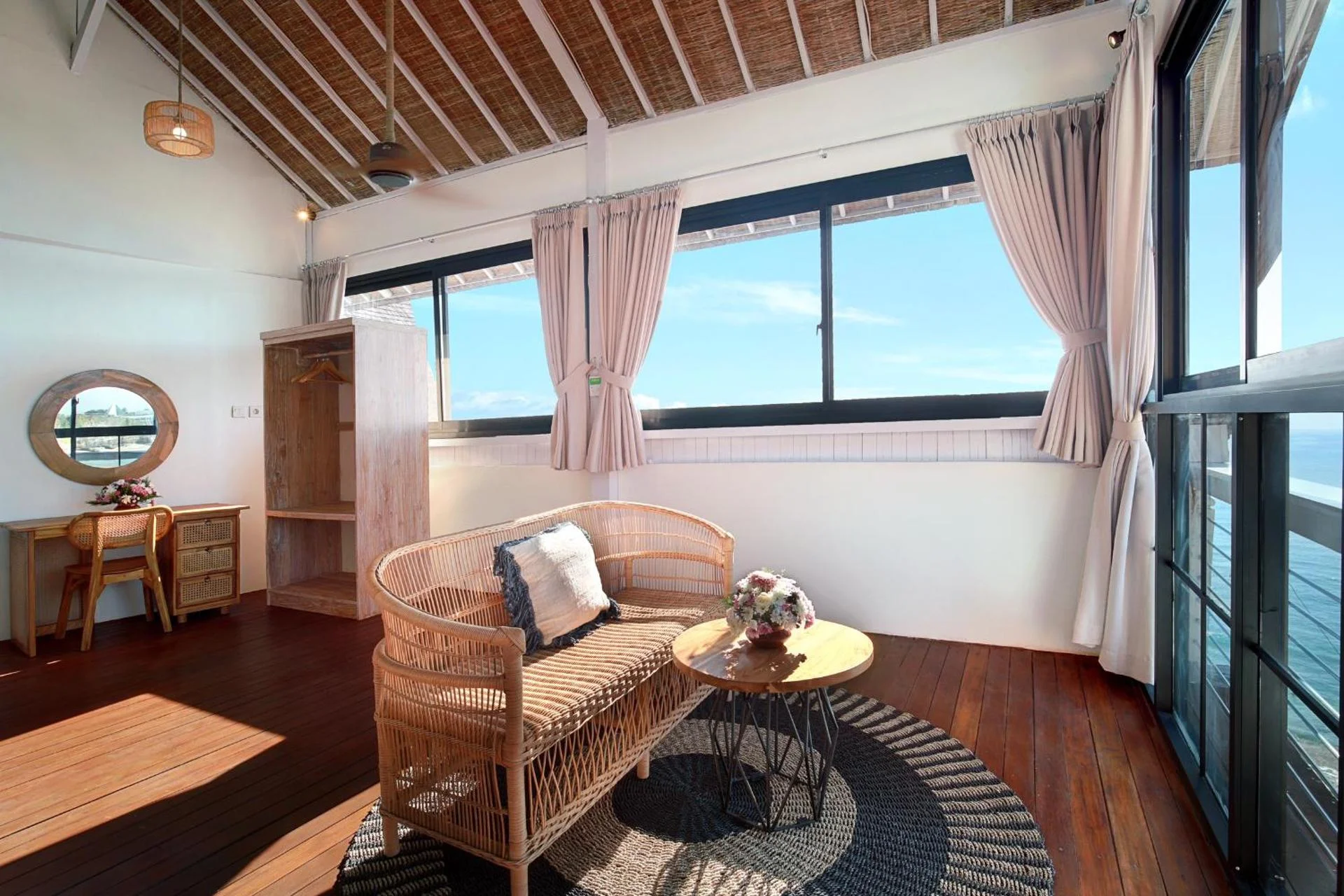 Kerang Bingin Beach Villa - Image 13