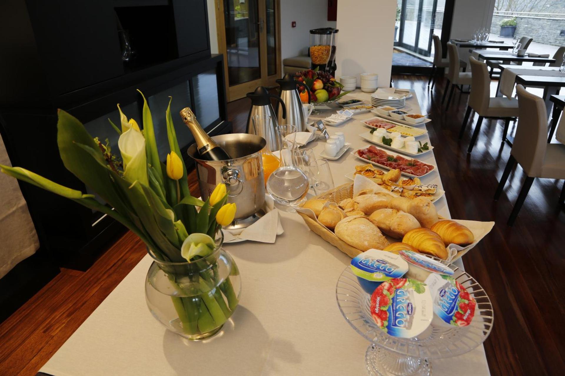 Descubra o LBV House Hotel: Conforto e Atendimento Excepcional para Todos - Imagem 4