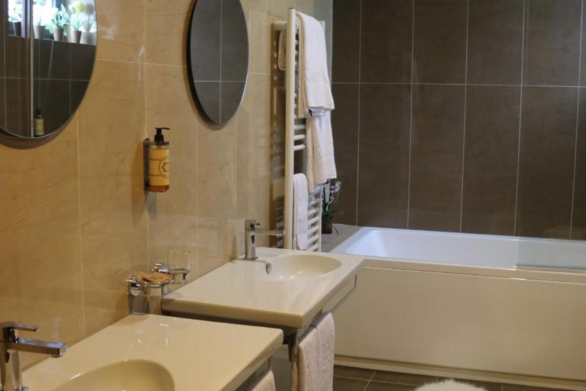 Descubra o LBV House Hotel: Conforto e Atendimento Excepcional para Todos - Imagem 32