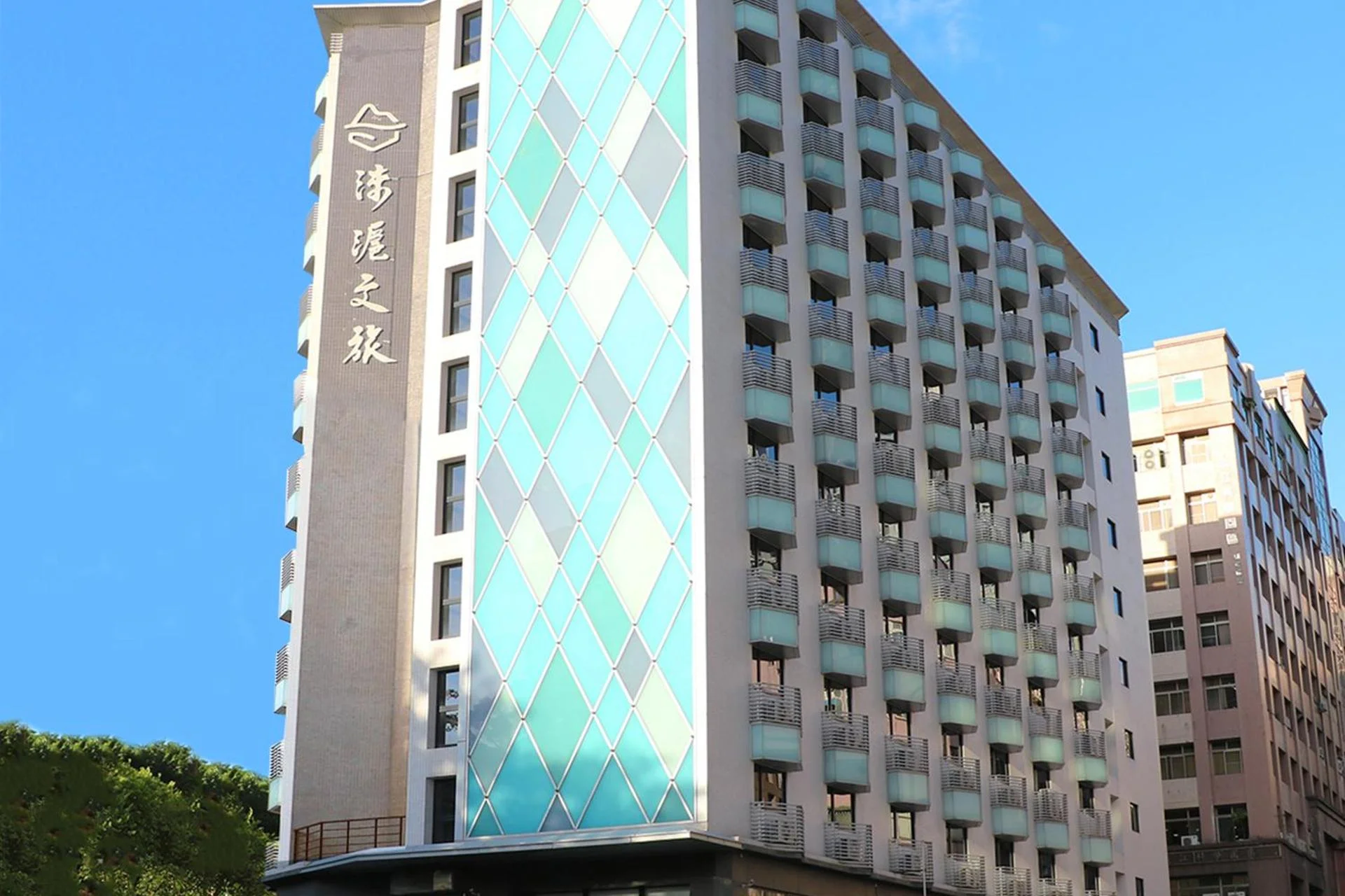 Long View Hotel - Image 18